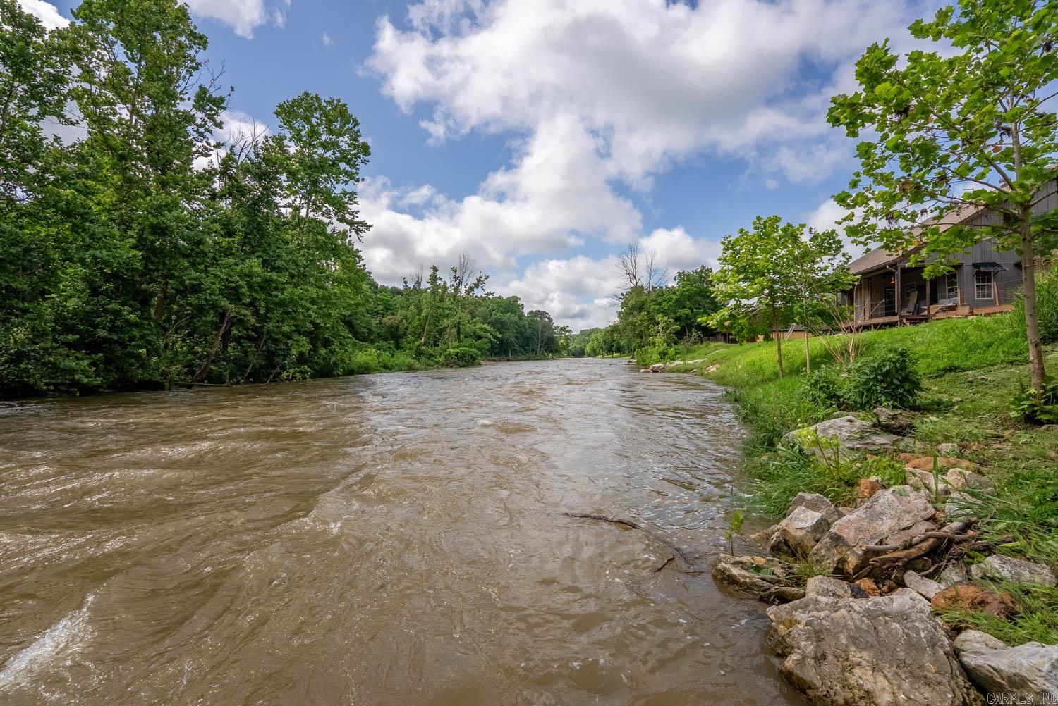 SPRING RIVER LANDING - Residential