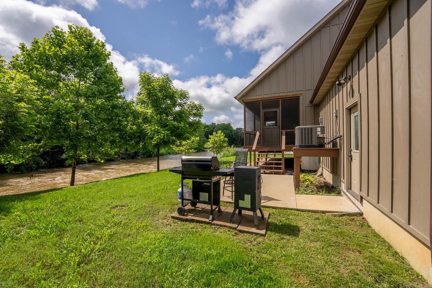 SPRING RIVER LANDING - Residential