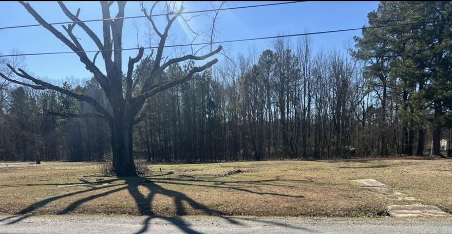 Residential lots available—perfect for building your dream home! Great location with plenty of potential. Don't miss this opportunity!