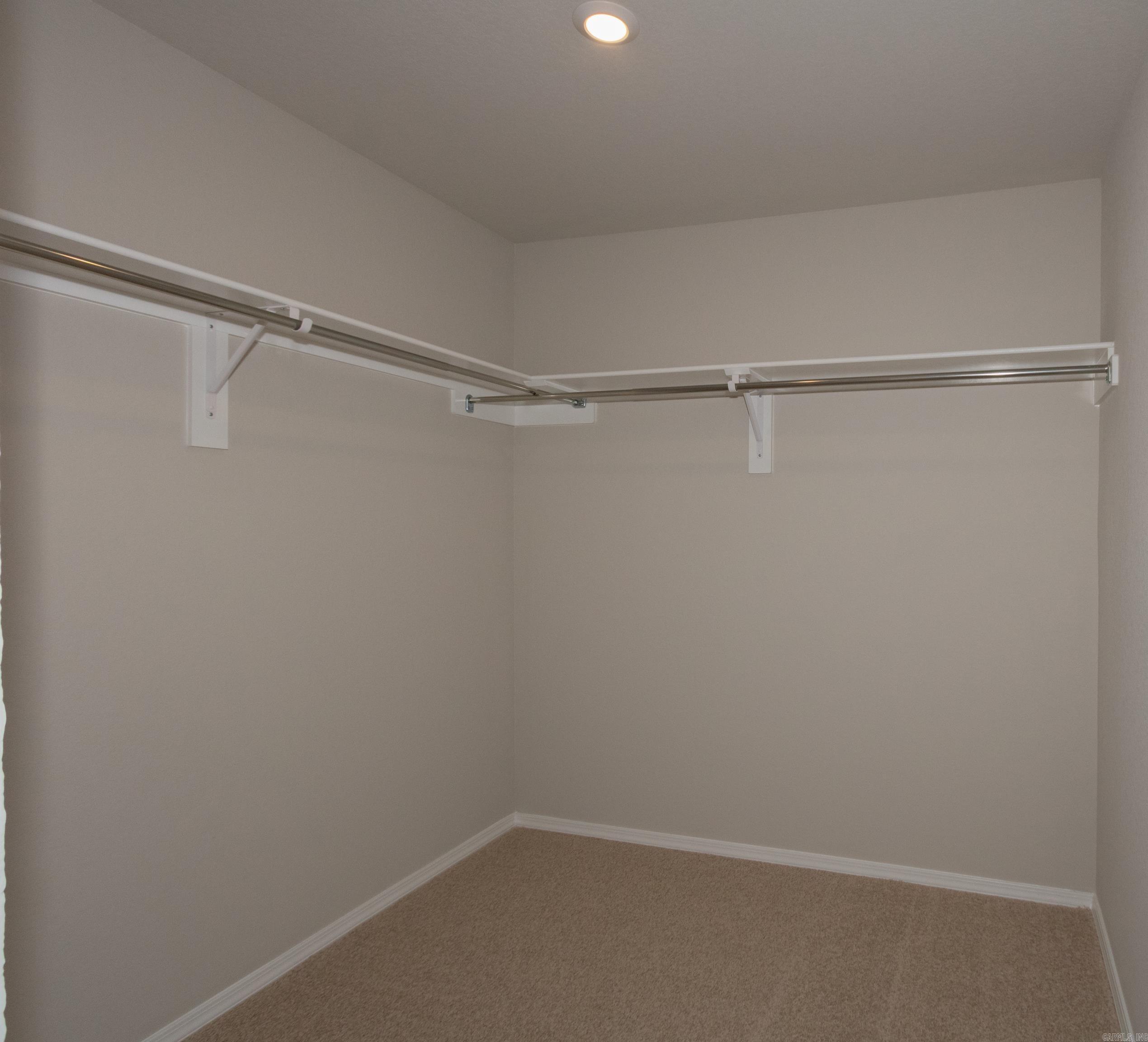 THE MEADOWS - Residential