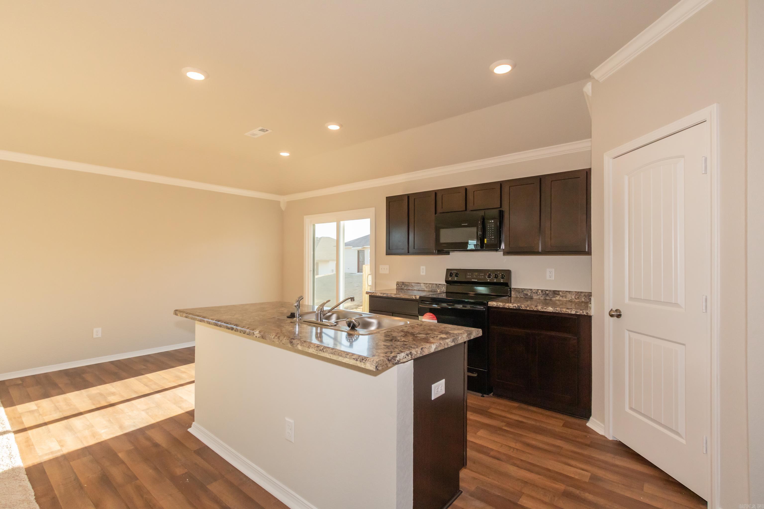 THE MEADOWS - Residential