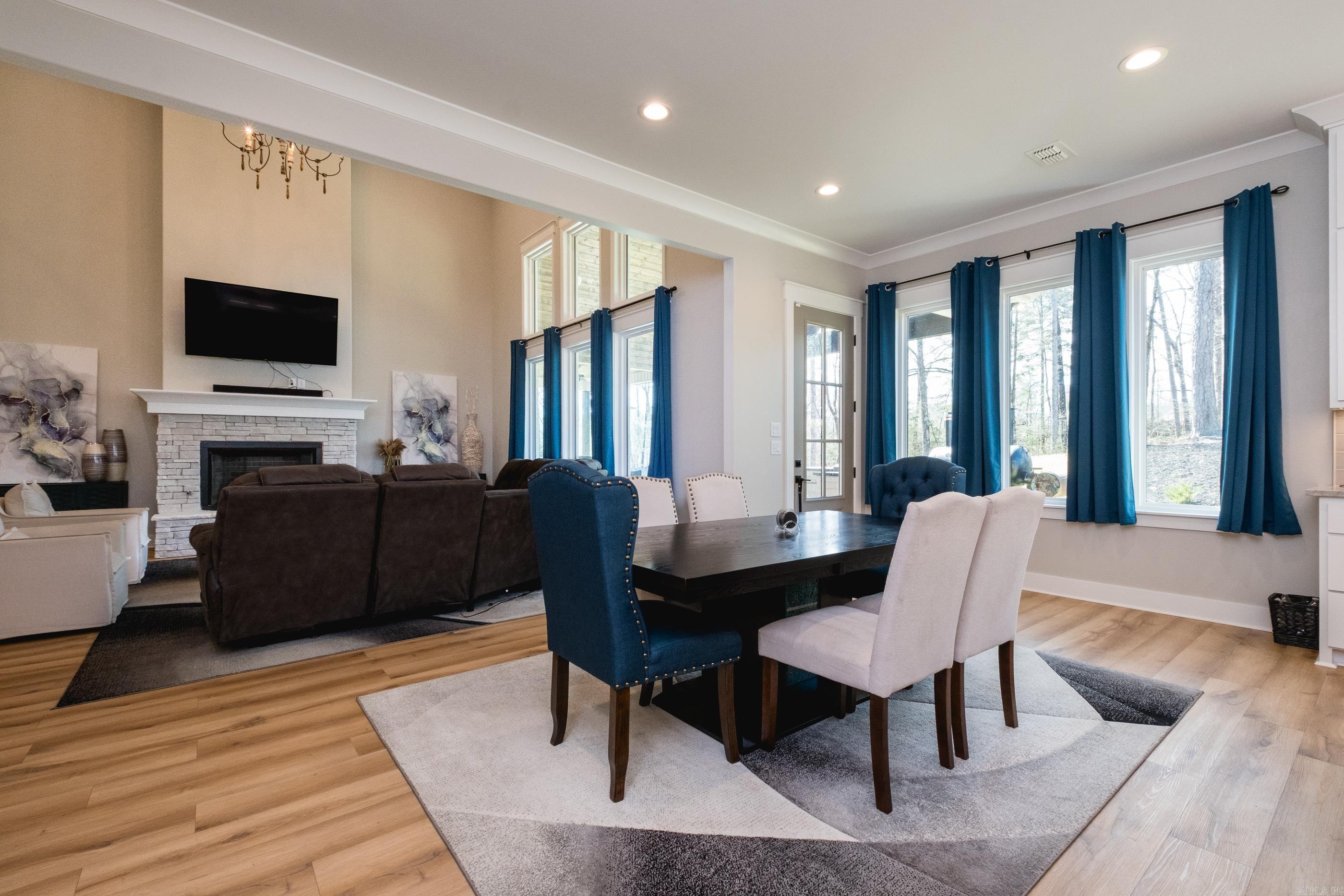 WINDS OF OSAGE - Residential