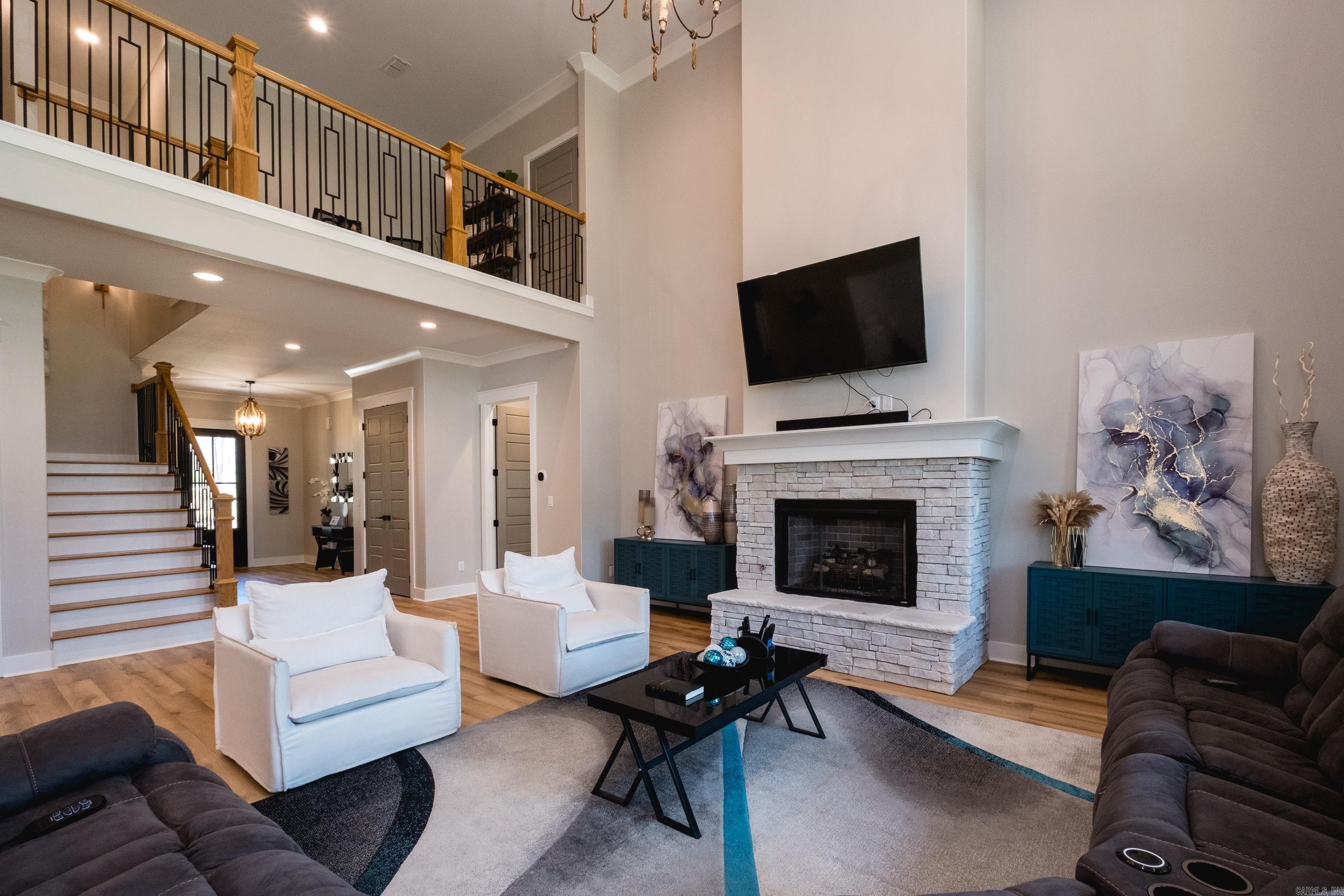 WINDS OF OSAGE - Residential