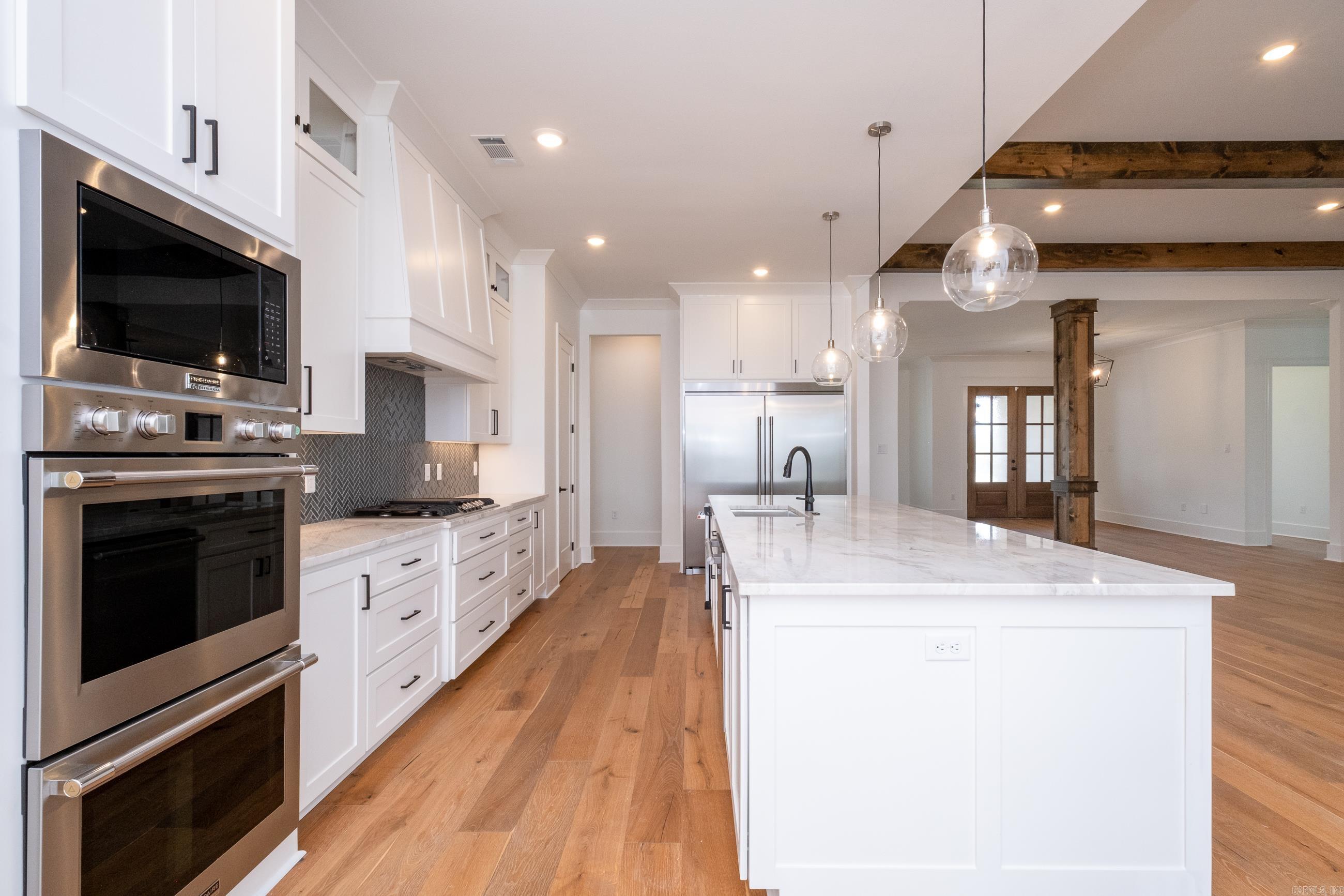 CHENAL VALLEY "FALSTONE COURT" - Residential