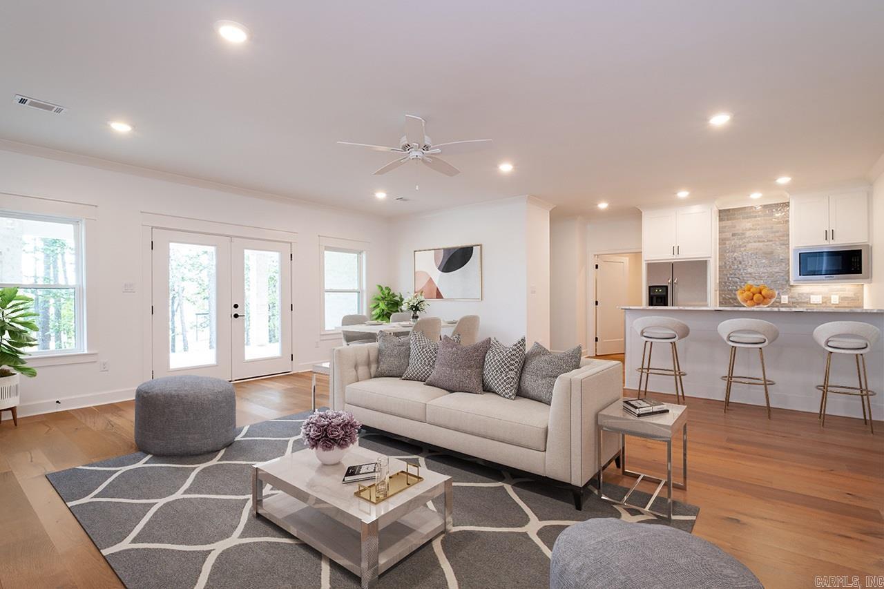 CHENAL VALLEY "FALSTONE COURT" - Residential