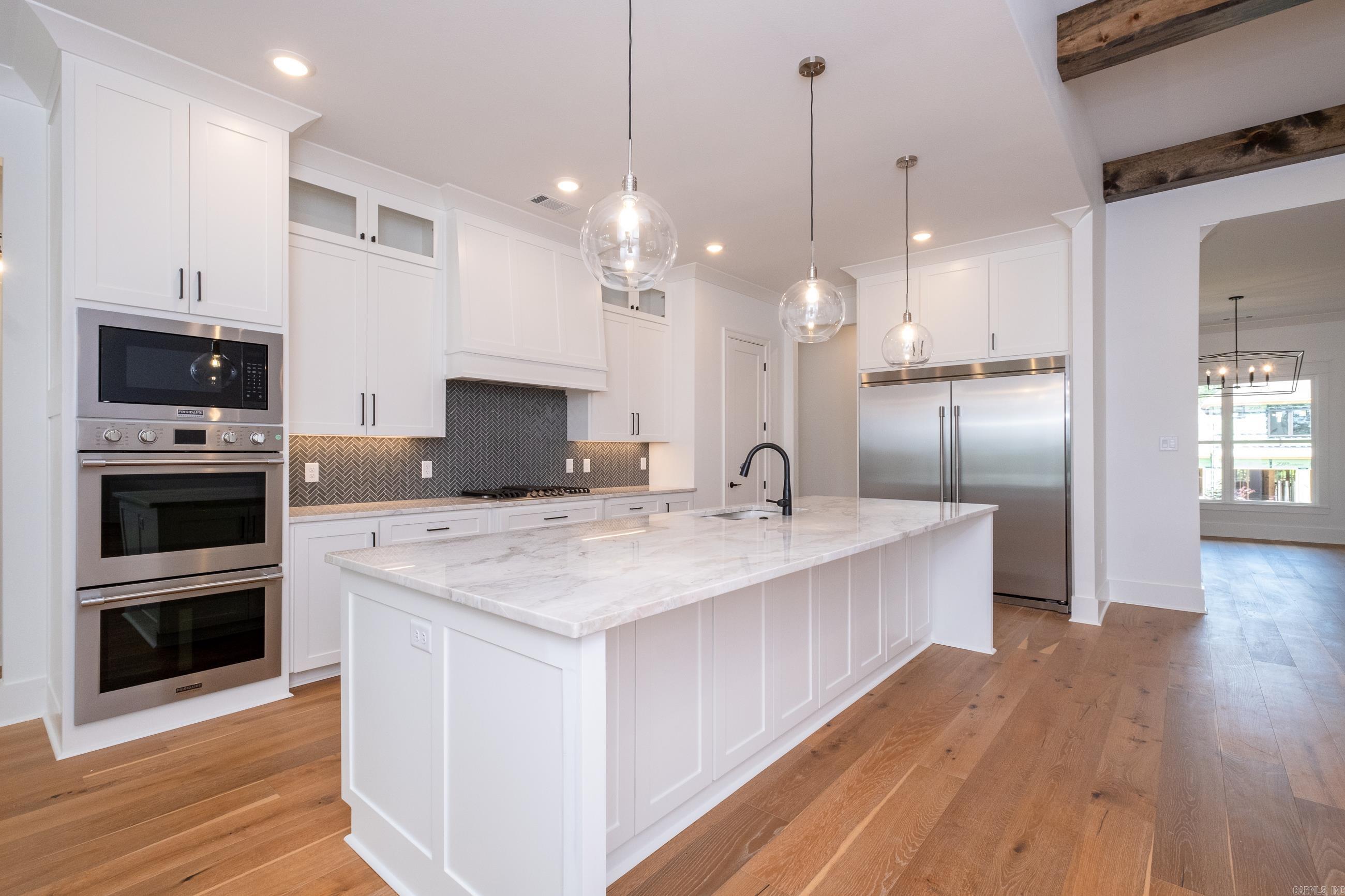 CHENAL VALLEY "FALSTONE COURT" - Residential