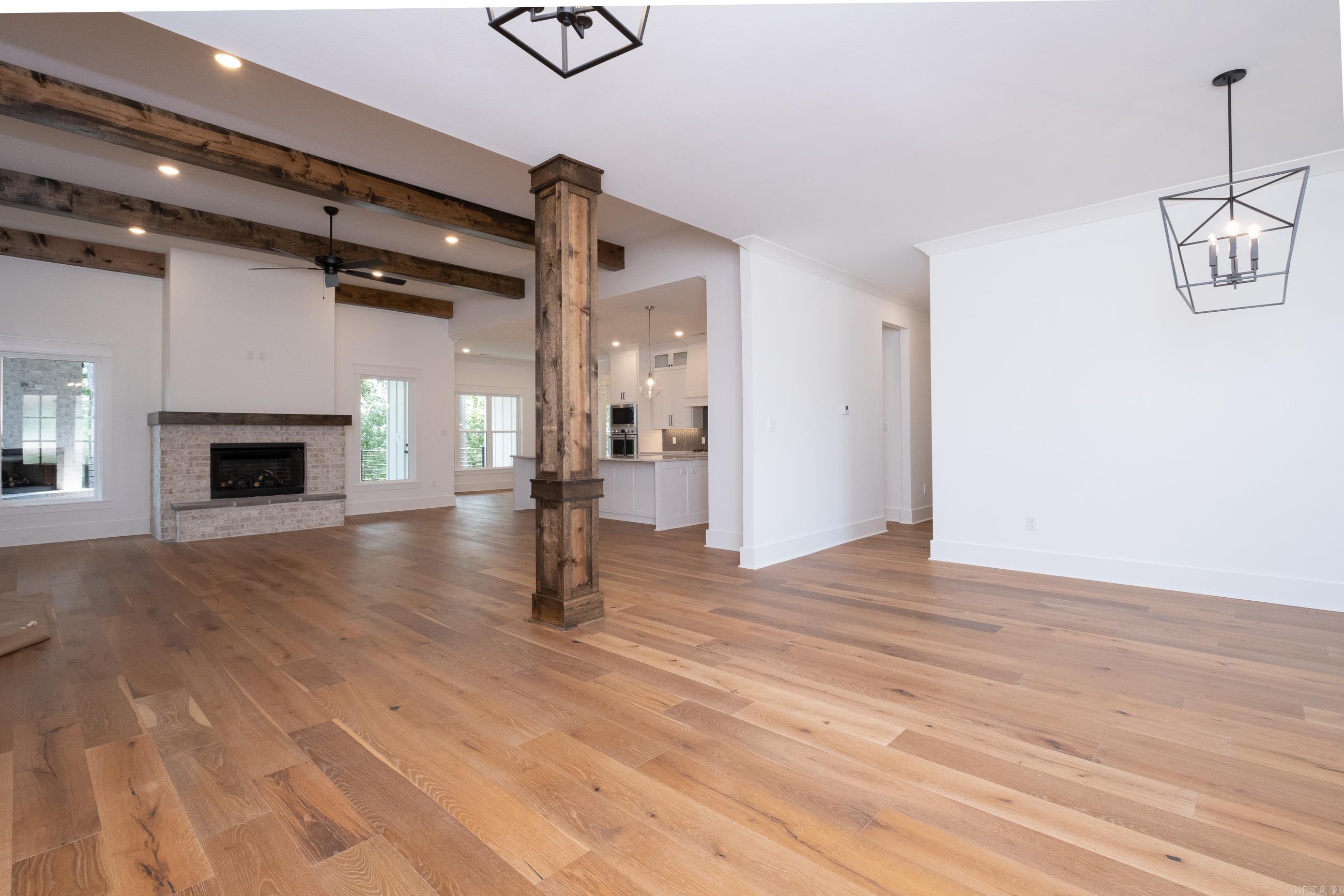 CHENAL VALLEY "FALSTONE COURT" - Residential