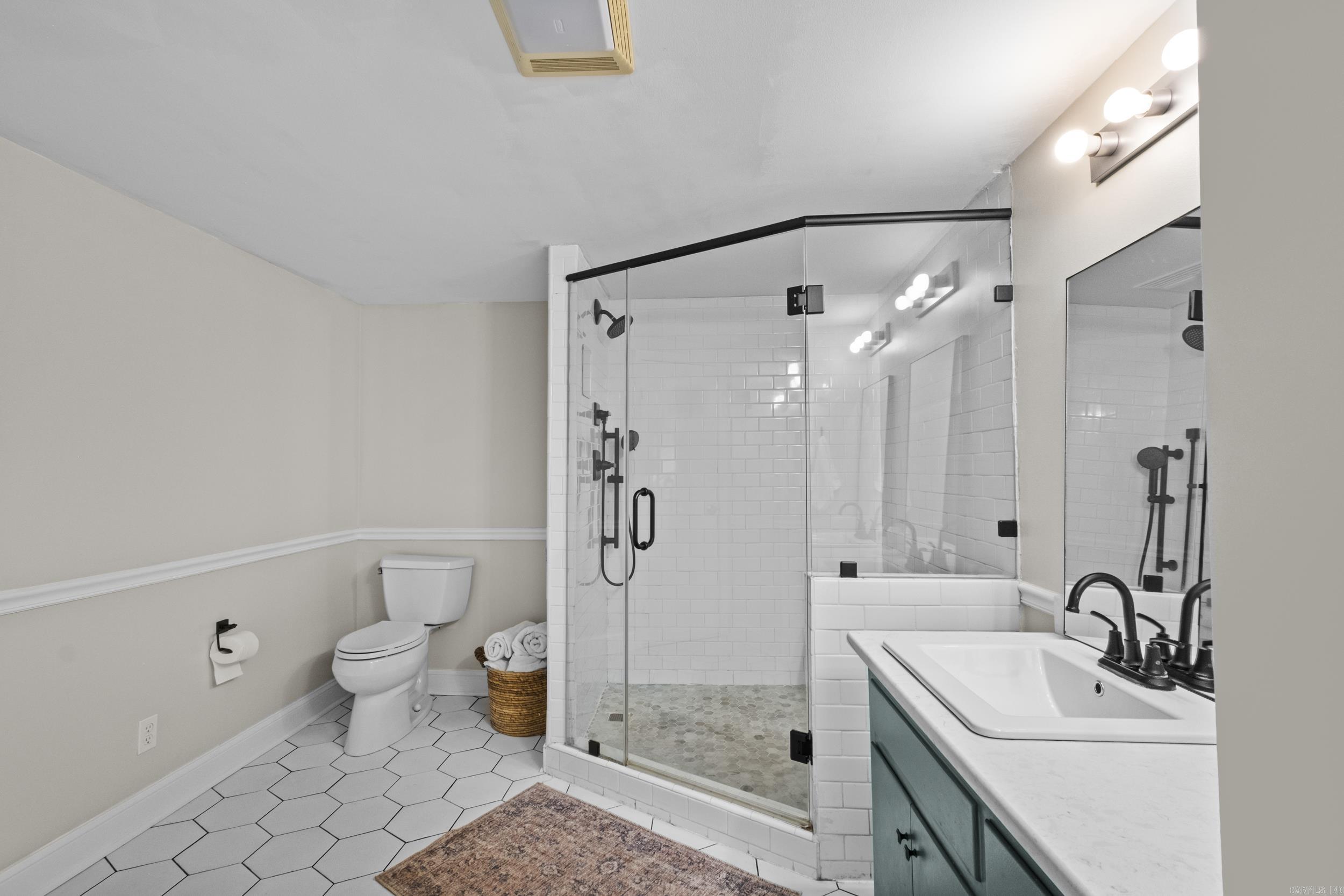 QUEEN MANOR ADDN - Residential