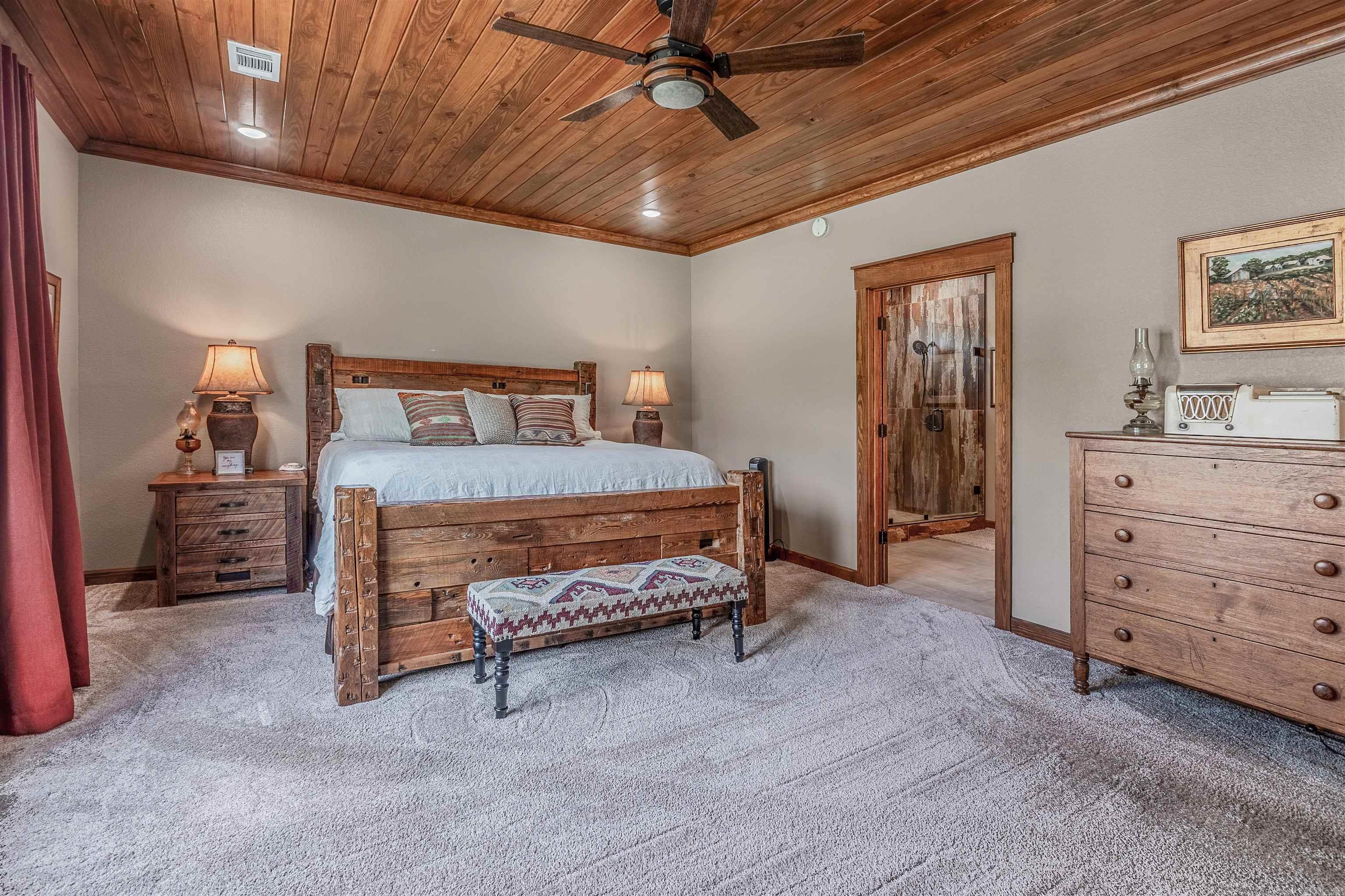 MOUNT TABOR ESTATES - Residential