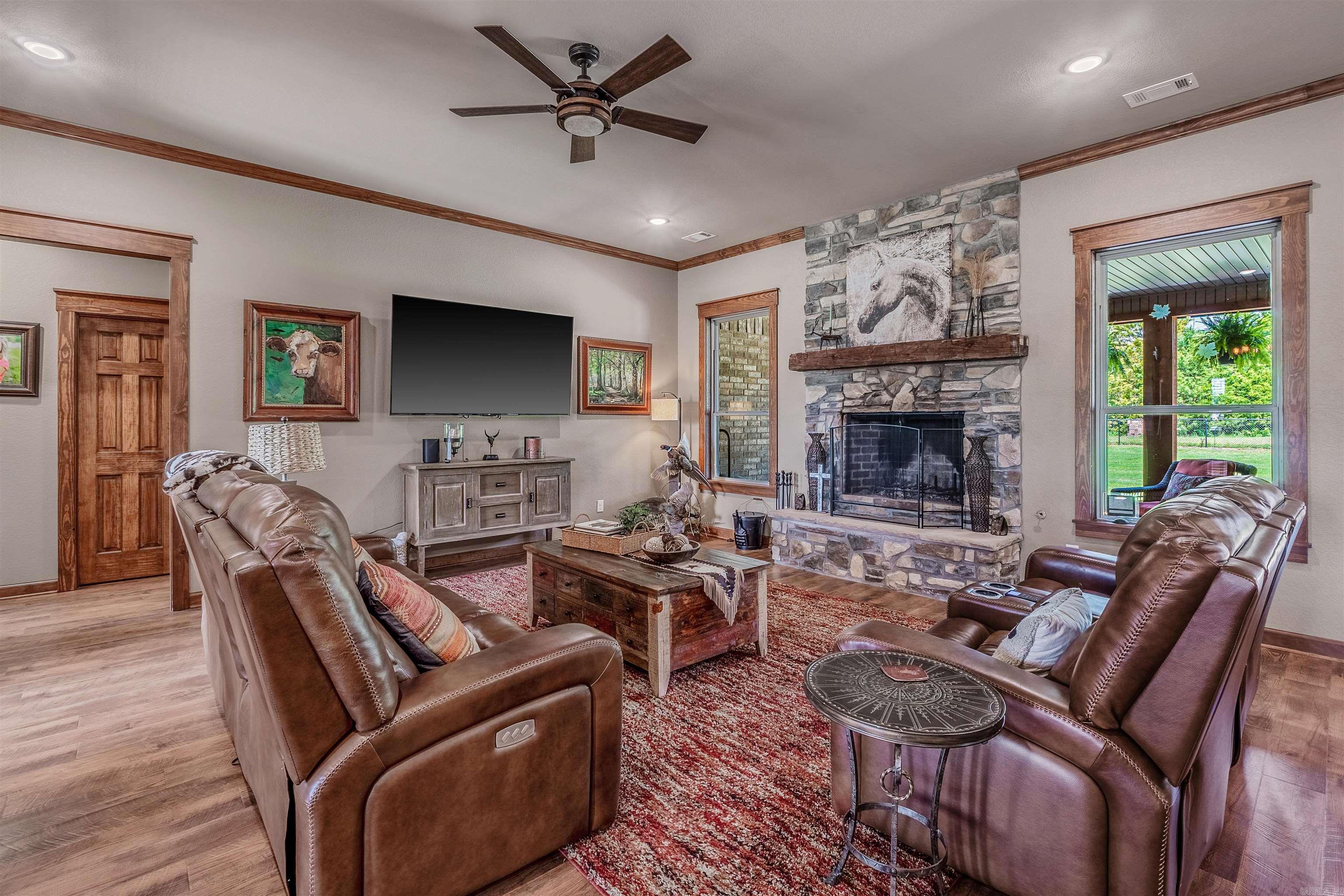 MOUNT TABOR ESTATES - Residential