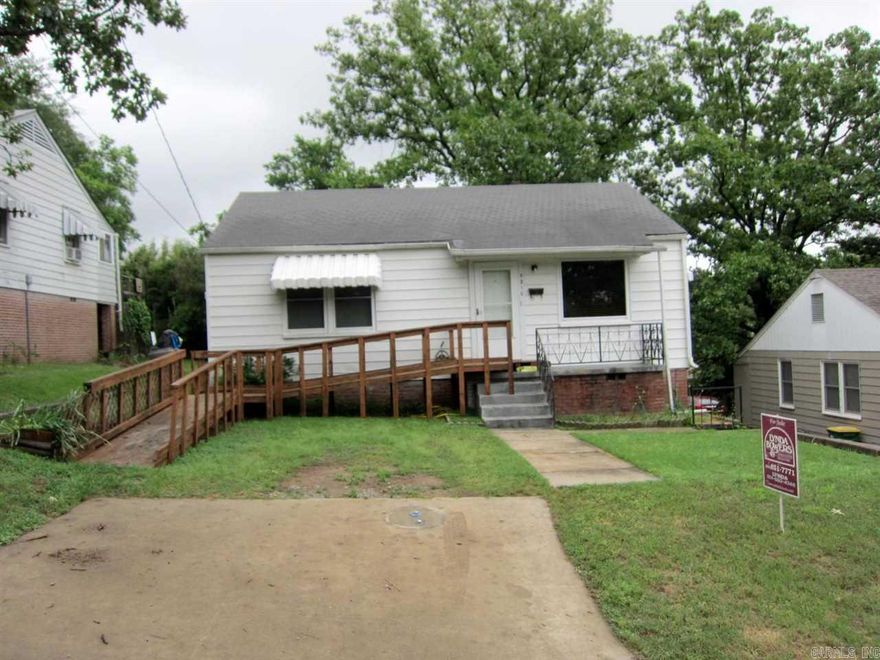 Darling home.  Perfect for young family or elderly couple wanting quiet neighborhood.  Large yard and clean on the inside and out.  Convenient to shopping.