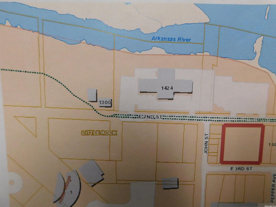 Property is 39,380 square feet +/-.  It was at one time 4 lots and is now one parcel.    Lots can be accessed from 2nd or 3rd Streets.  Owner says bring offers.  Could be divided with right offer.  Zoning is UU.