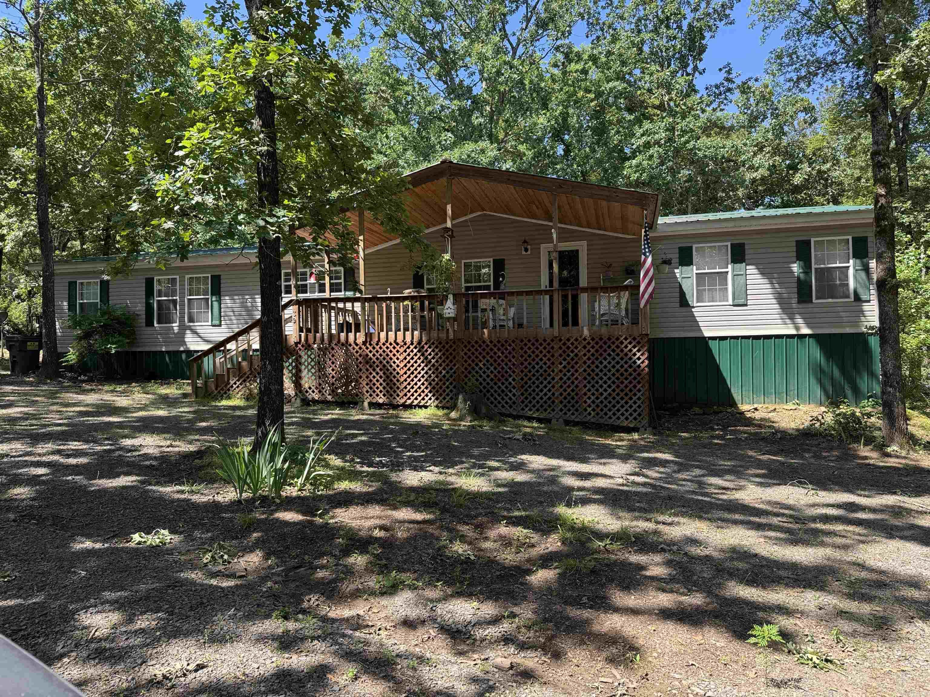 Pine Oaks Villa - Residential