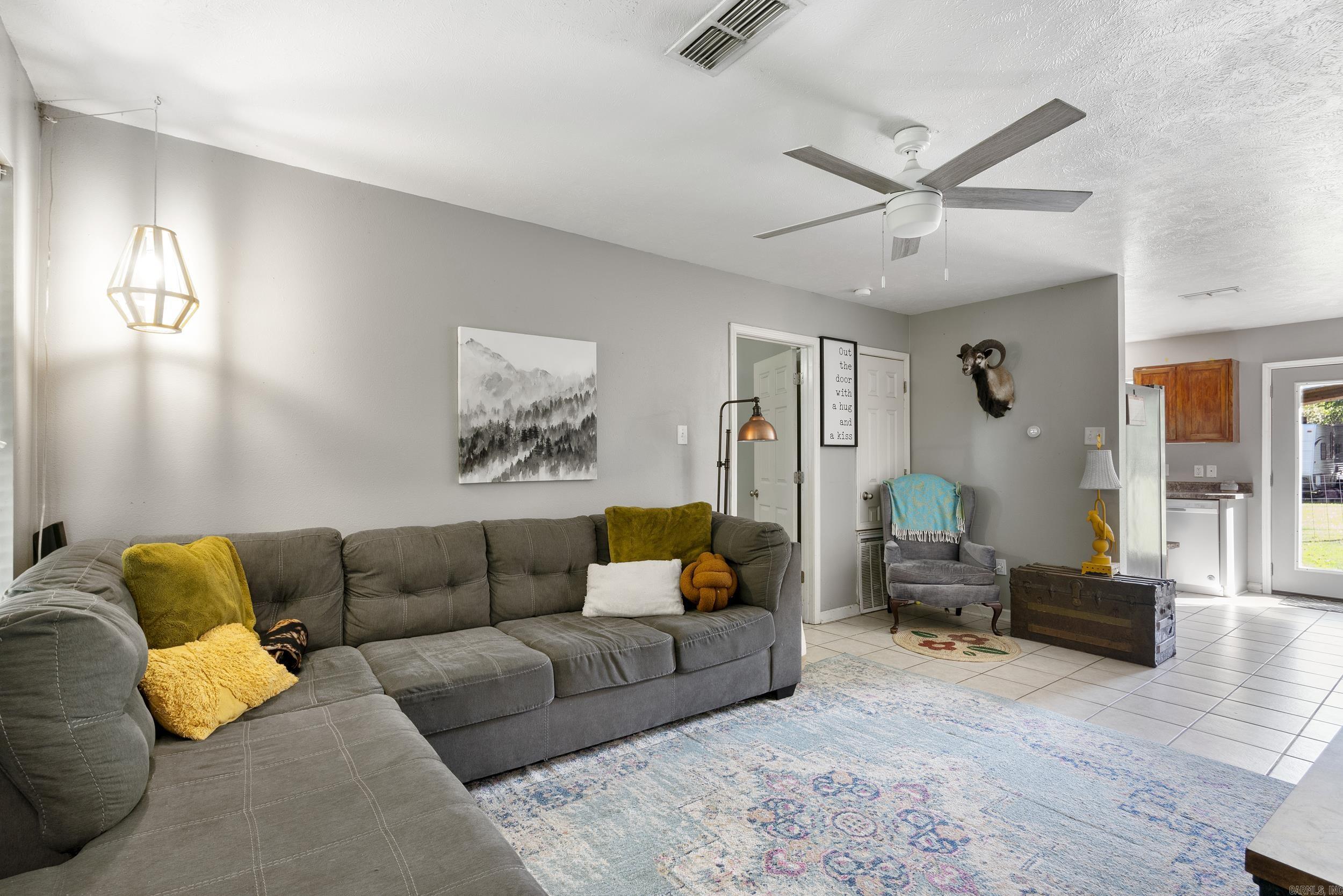 TOMMYTOE - Residential