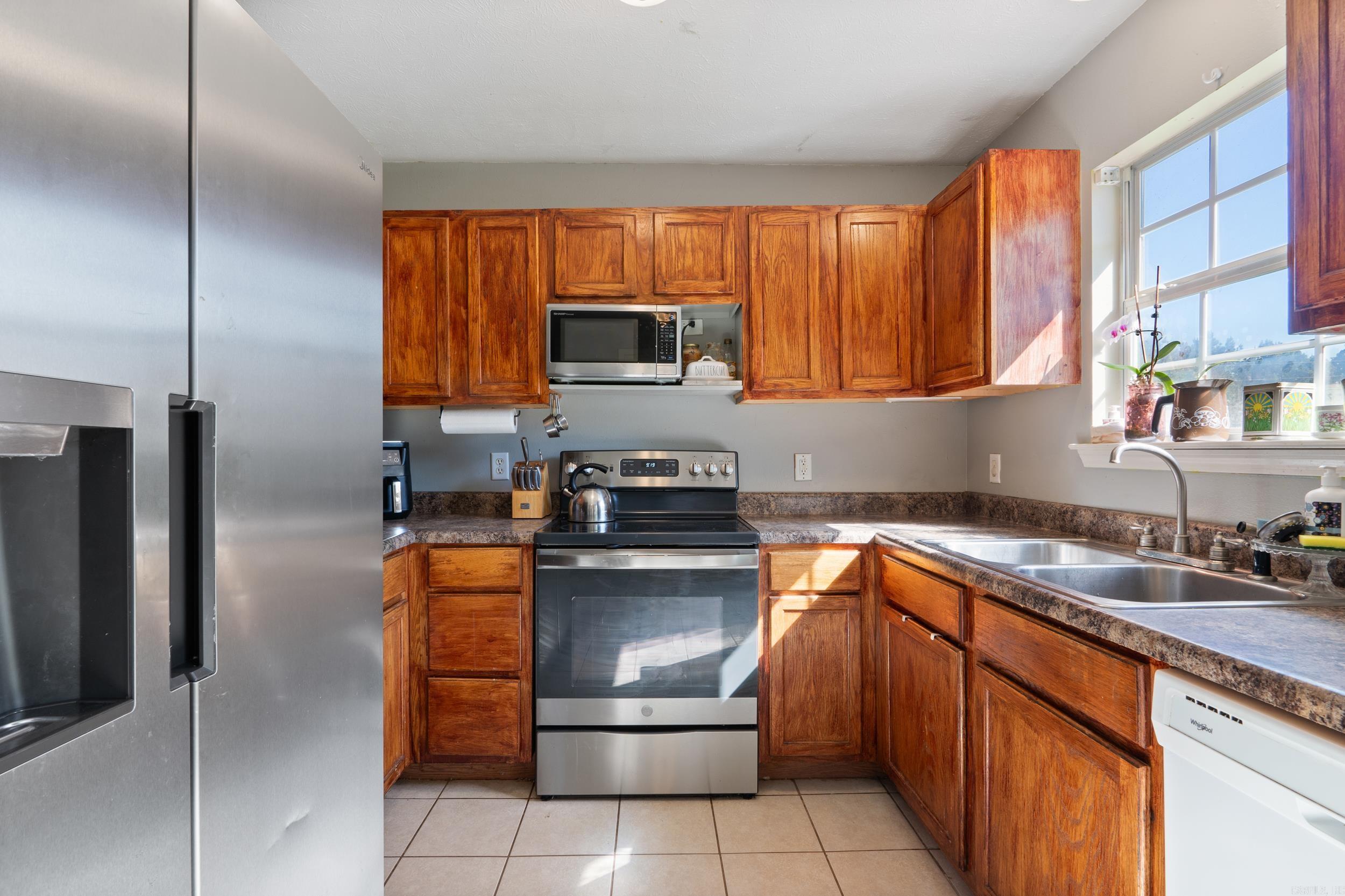 TOMMYTOE - Residential