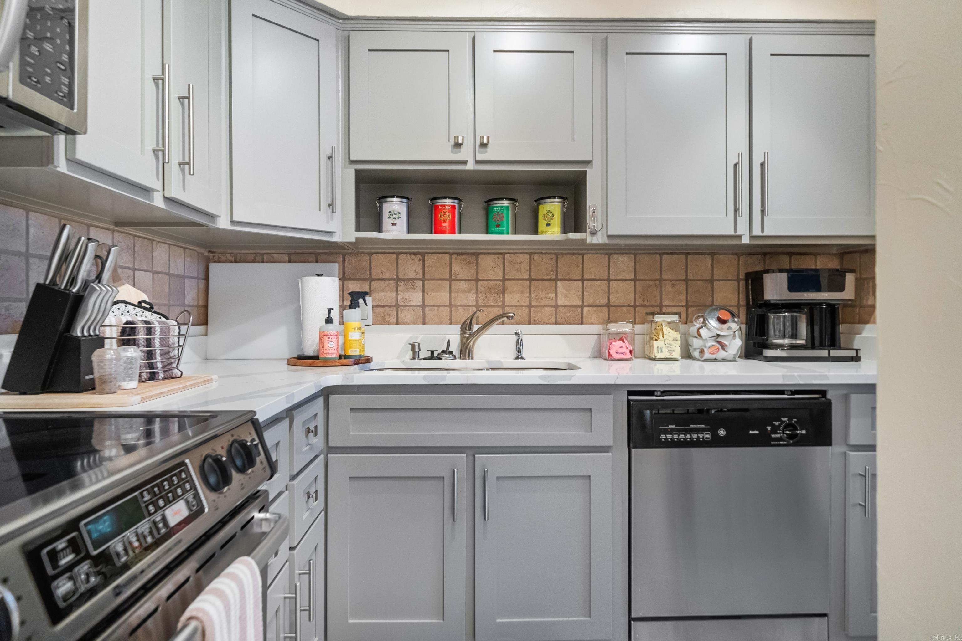 BEACON MANOR HPR - Residential