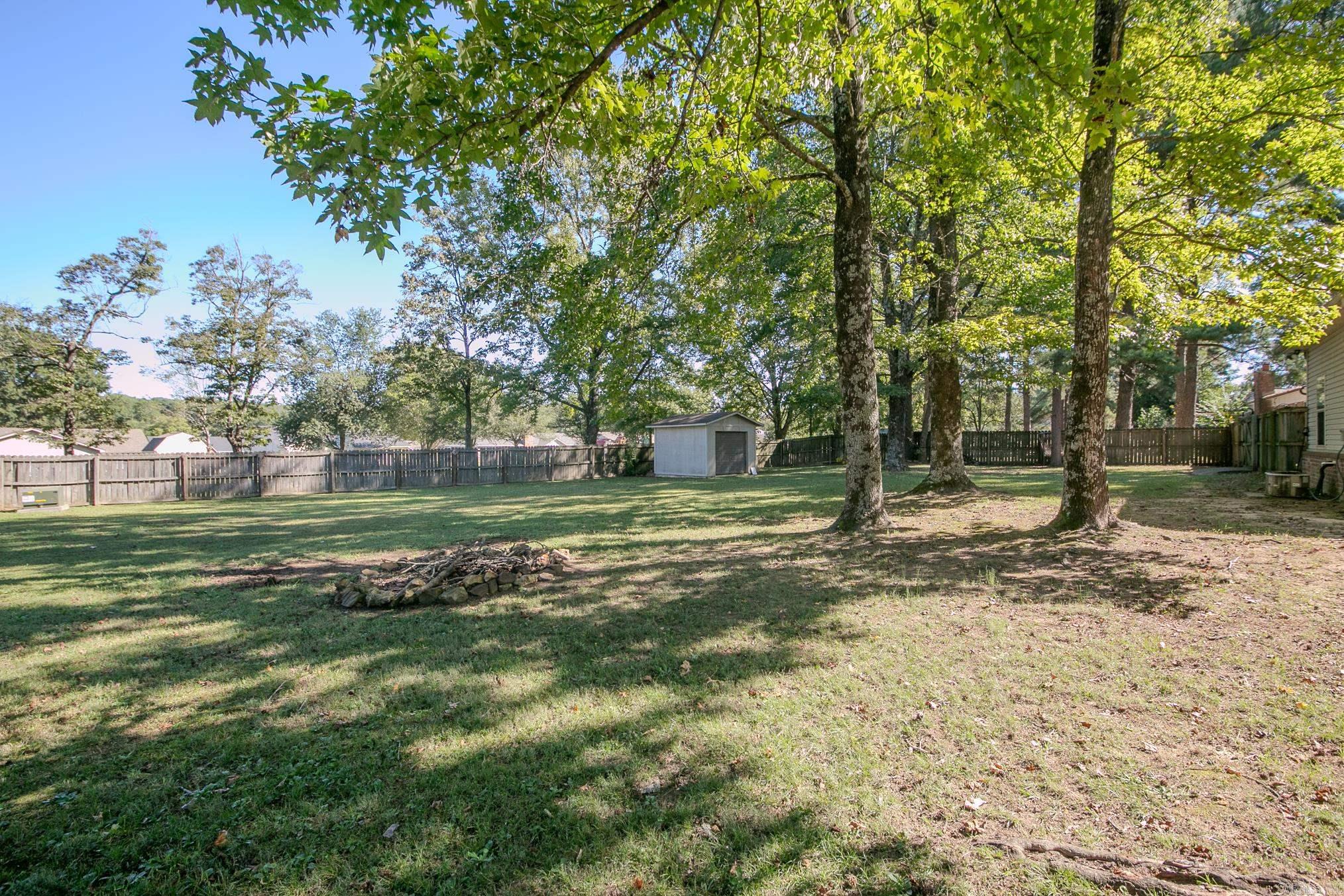 Country Wood - Residential Lease