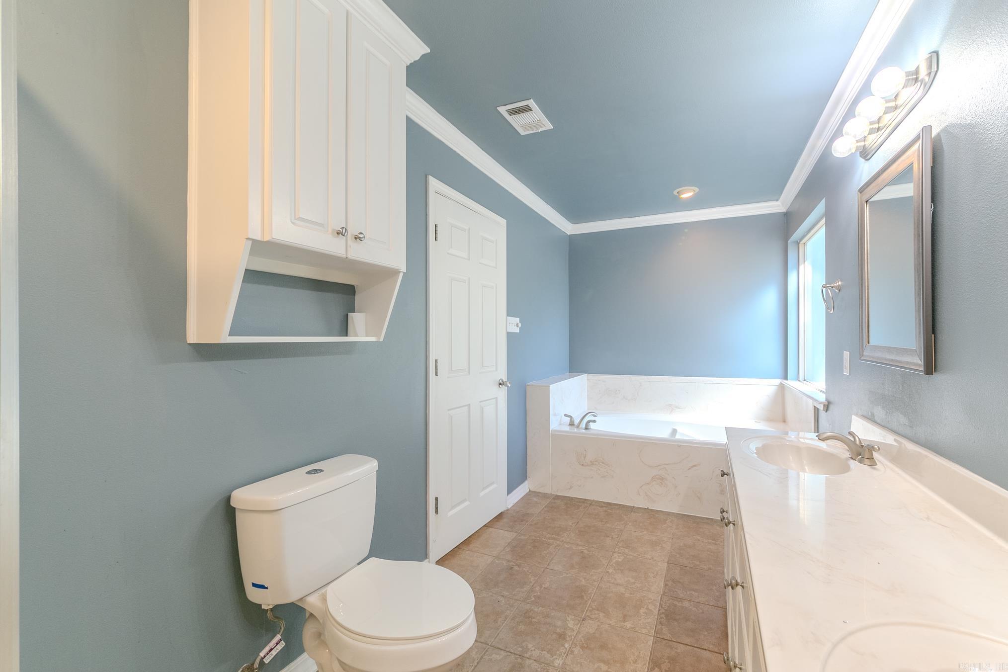 Country Wood - Residential Lease