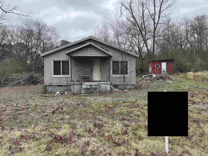 INVESTORS *** COME TAKE A LOOK *** AS IS SALE *** GOOD BONES ***