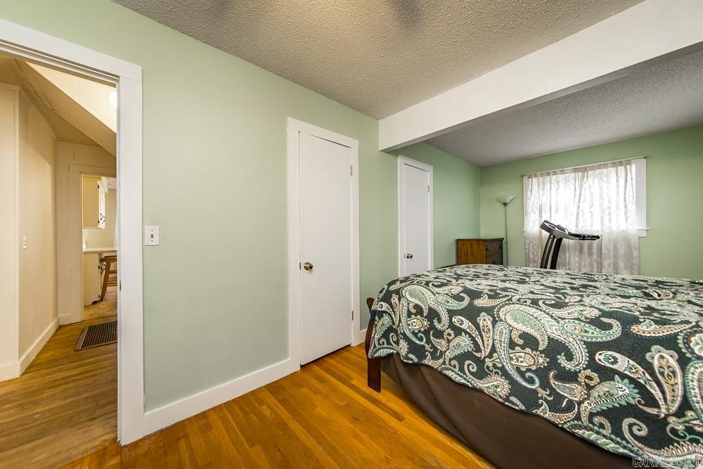 RICHARDS - Residential