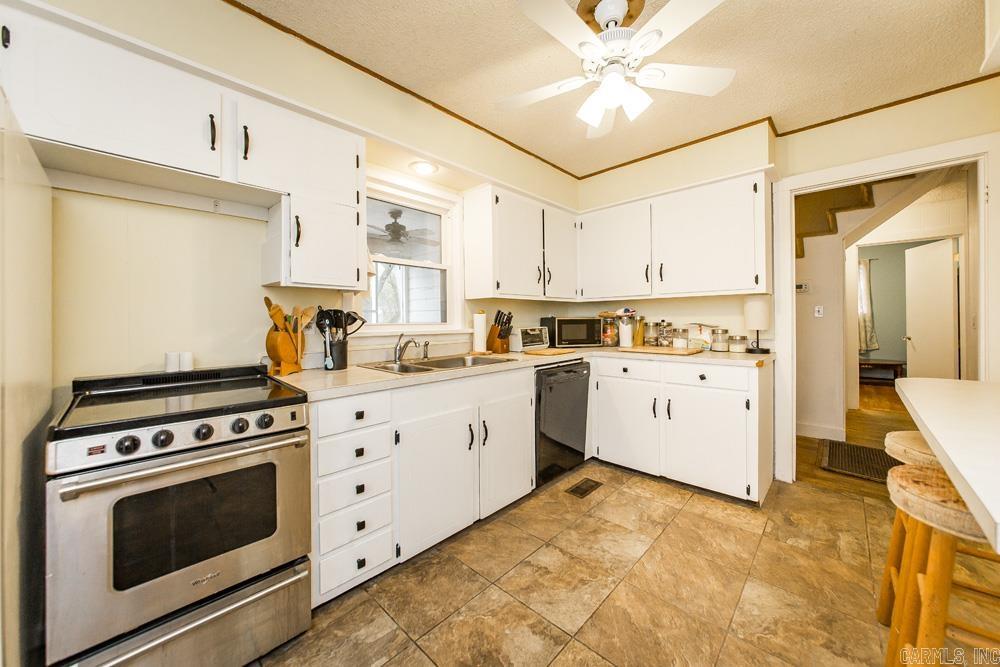 RICHARDS - Residential