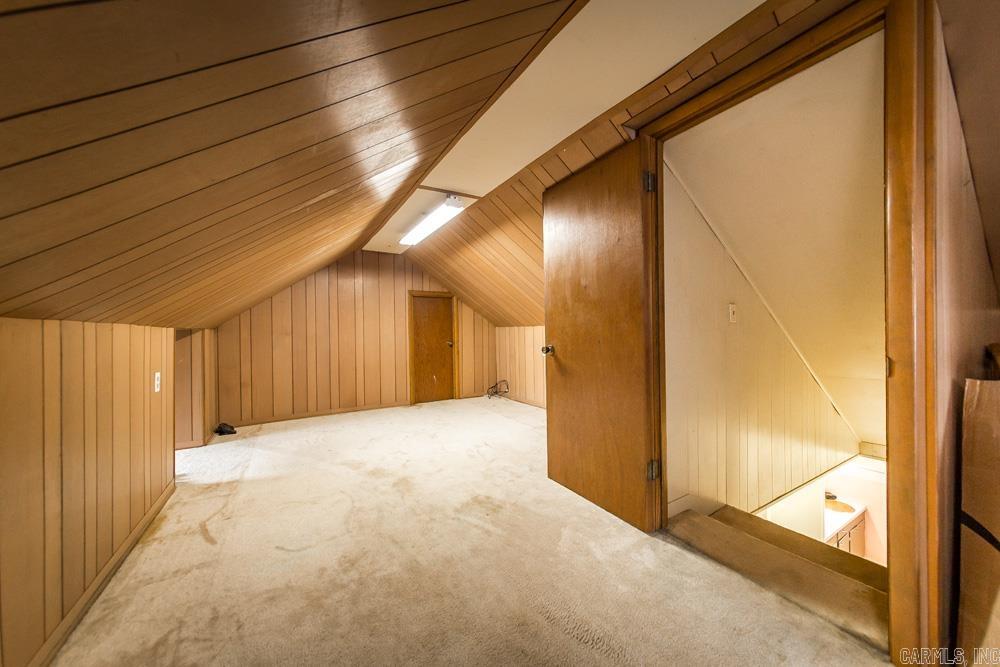 RICHARDS - Residential