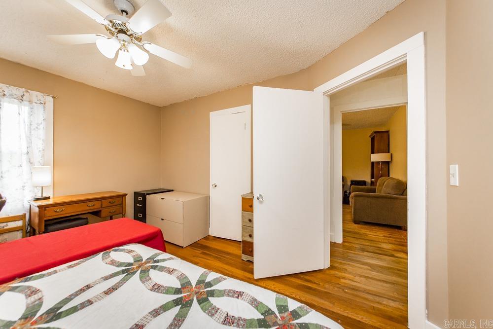 RICHARDS - Residential