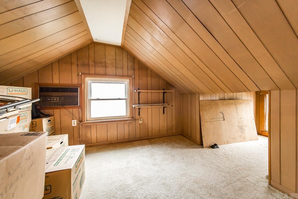 RICHARDS - Residential