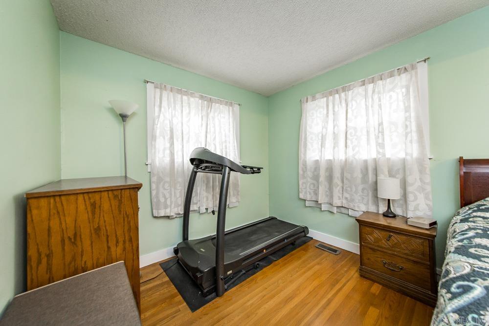 RICHARDS - Residential