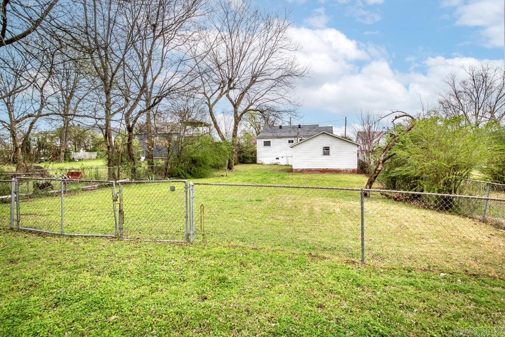 RICHARDS - Residential