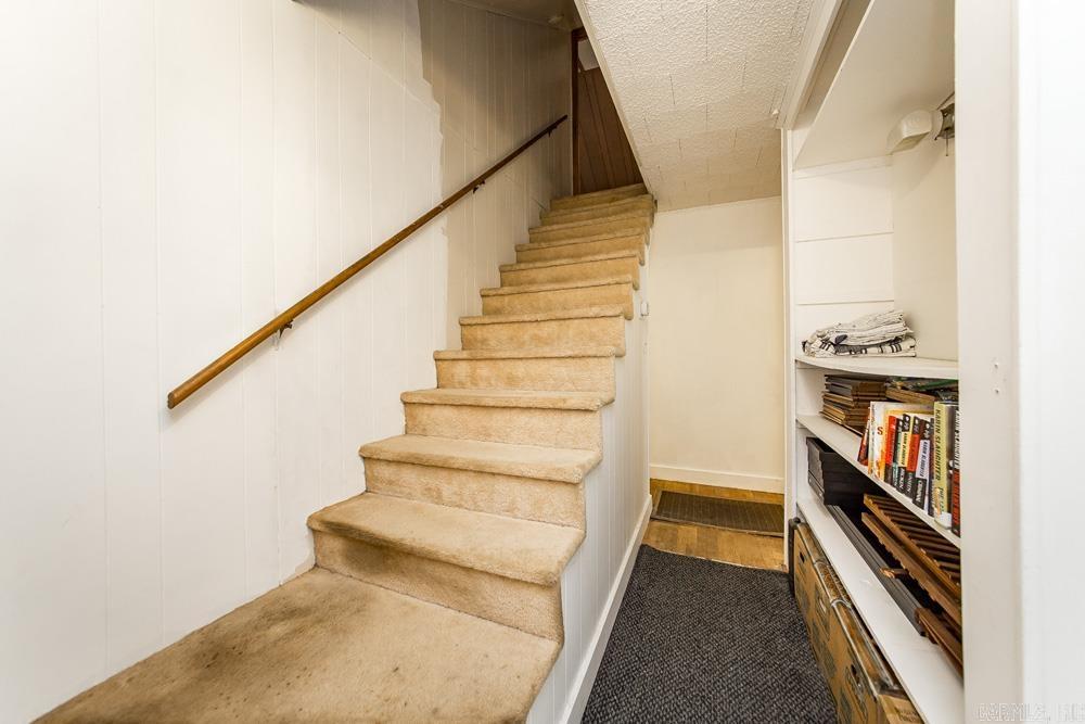 RICHARDS - Residential