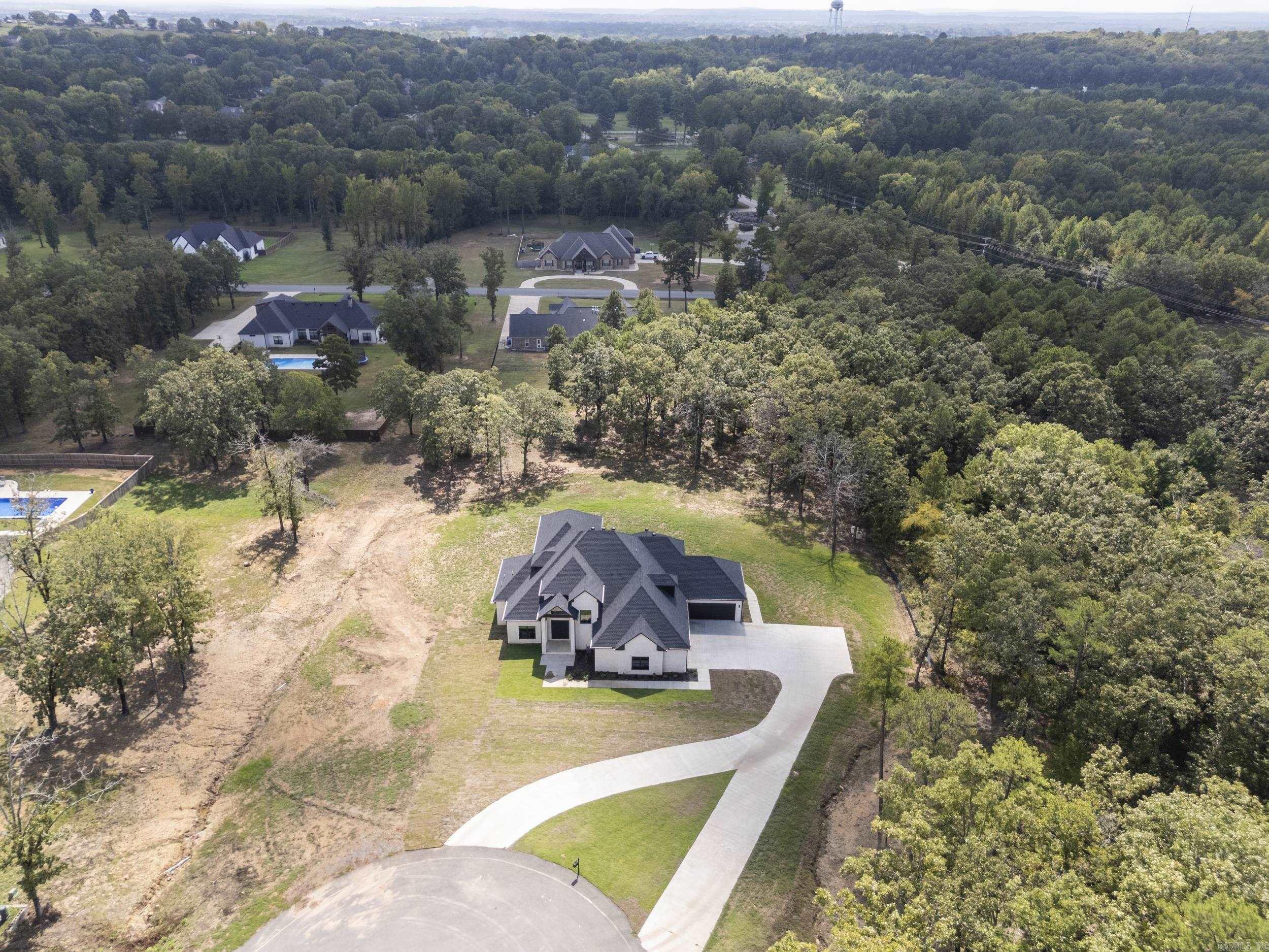 NORTHWOODS - Residential