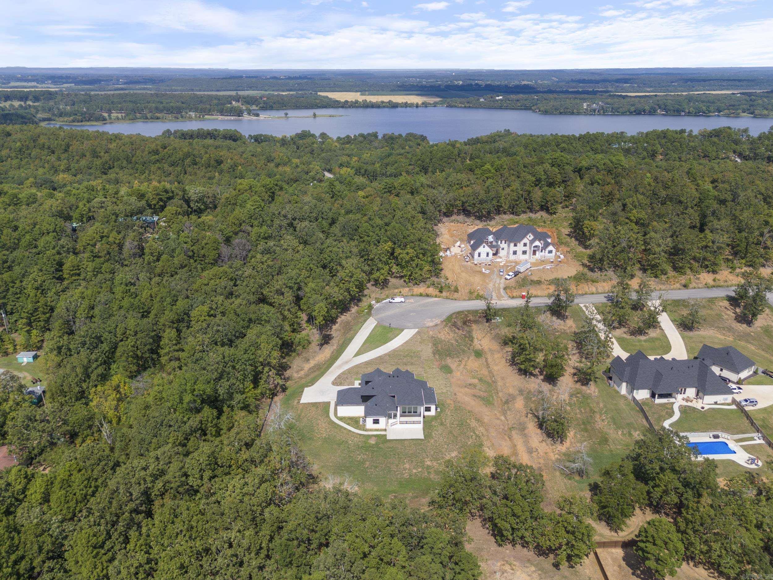 NORTHWOODS - Residential