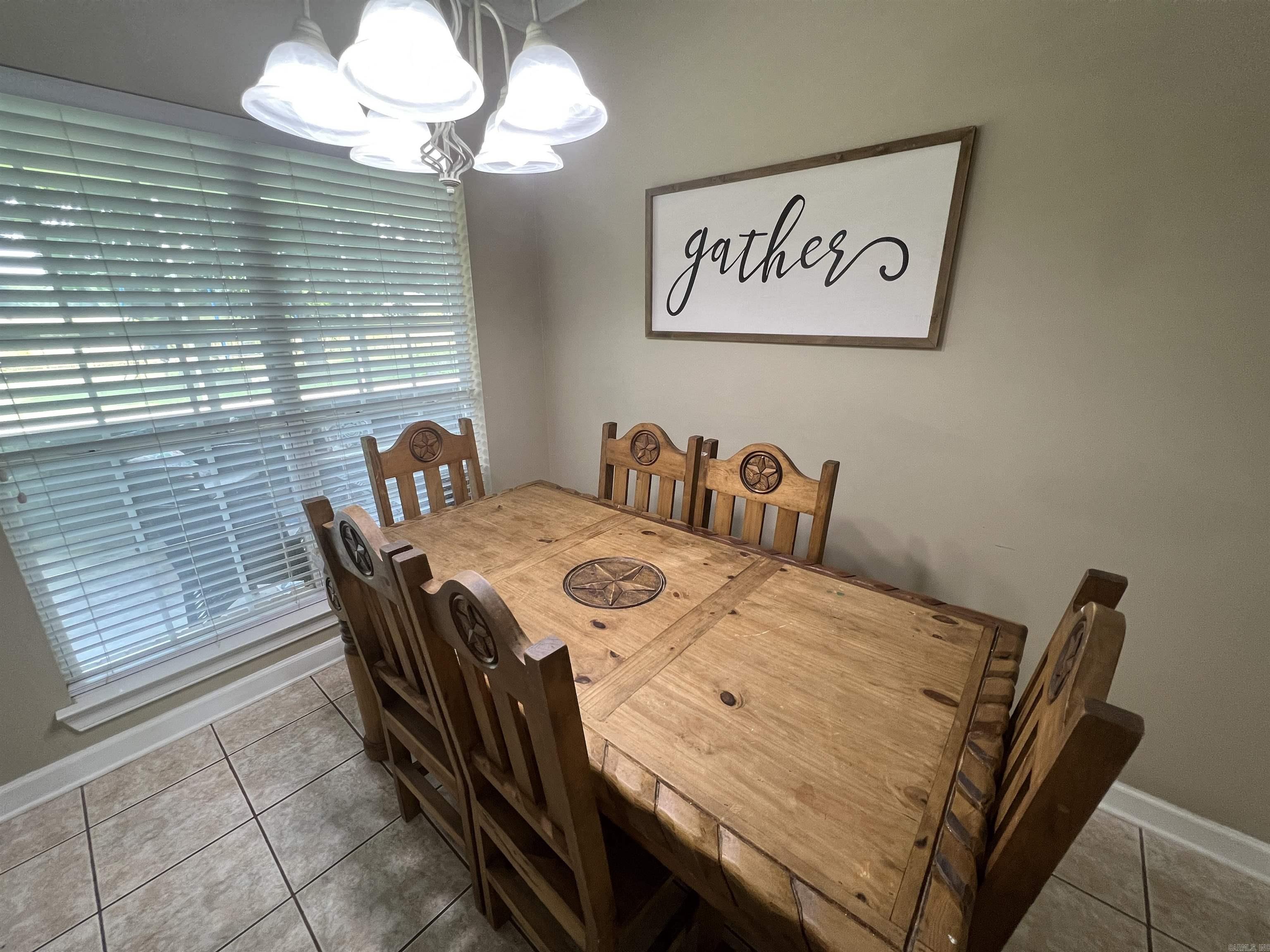 LOST CREEK - Residential