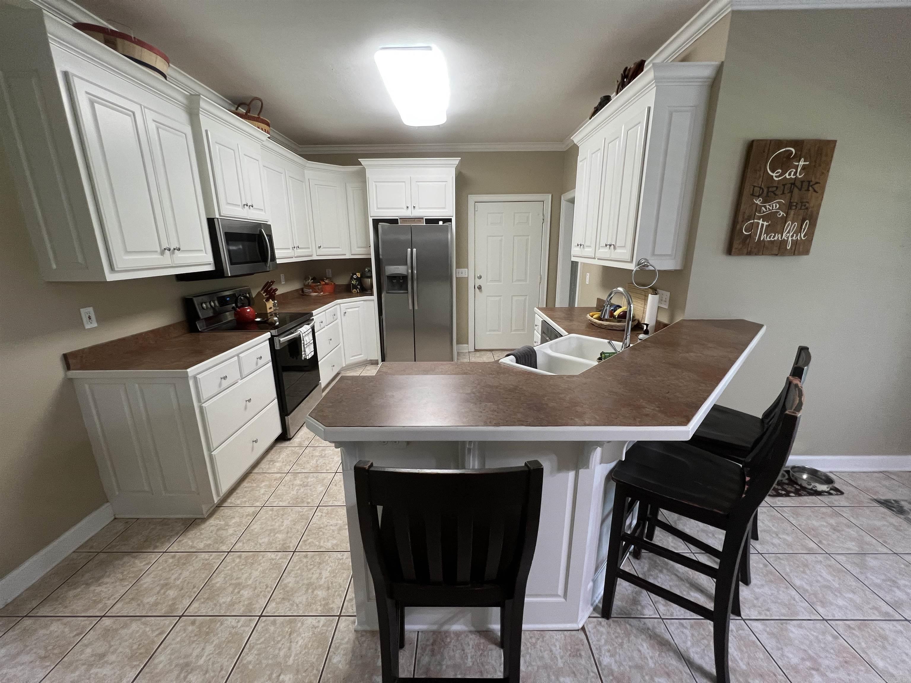 LOST CREEK - Residential