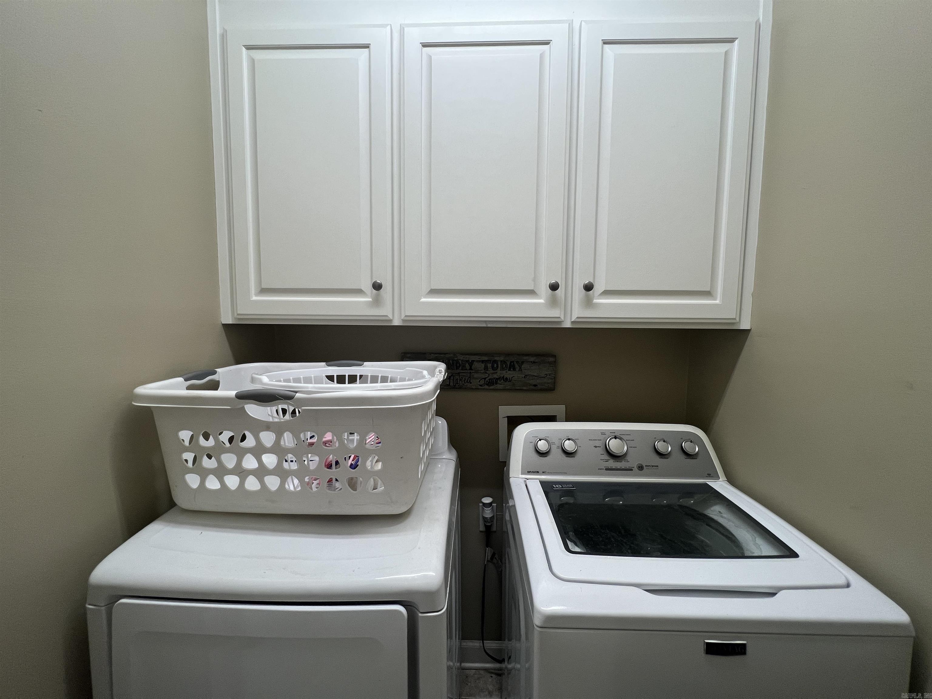 LOST CREEK - Residential