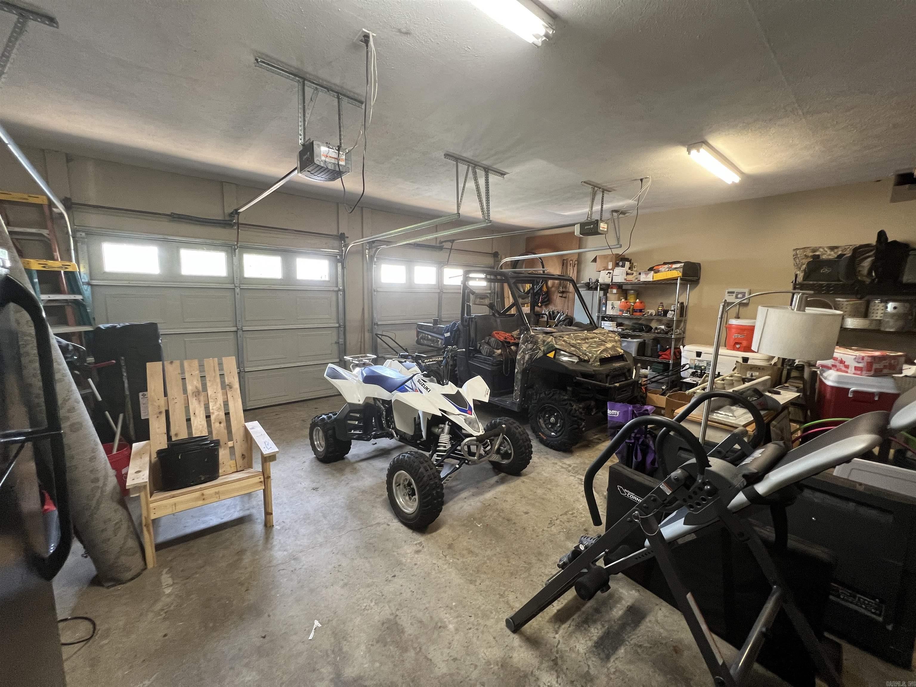 LOST CREEK - Residential