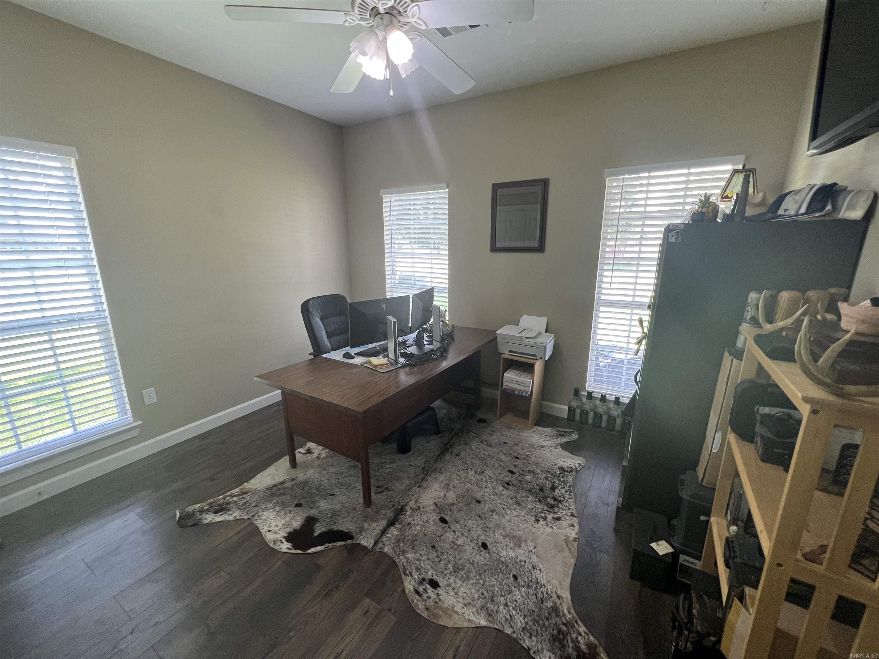 LOST CREEK - Residential