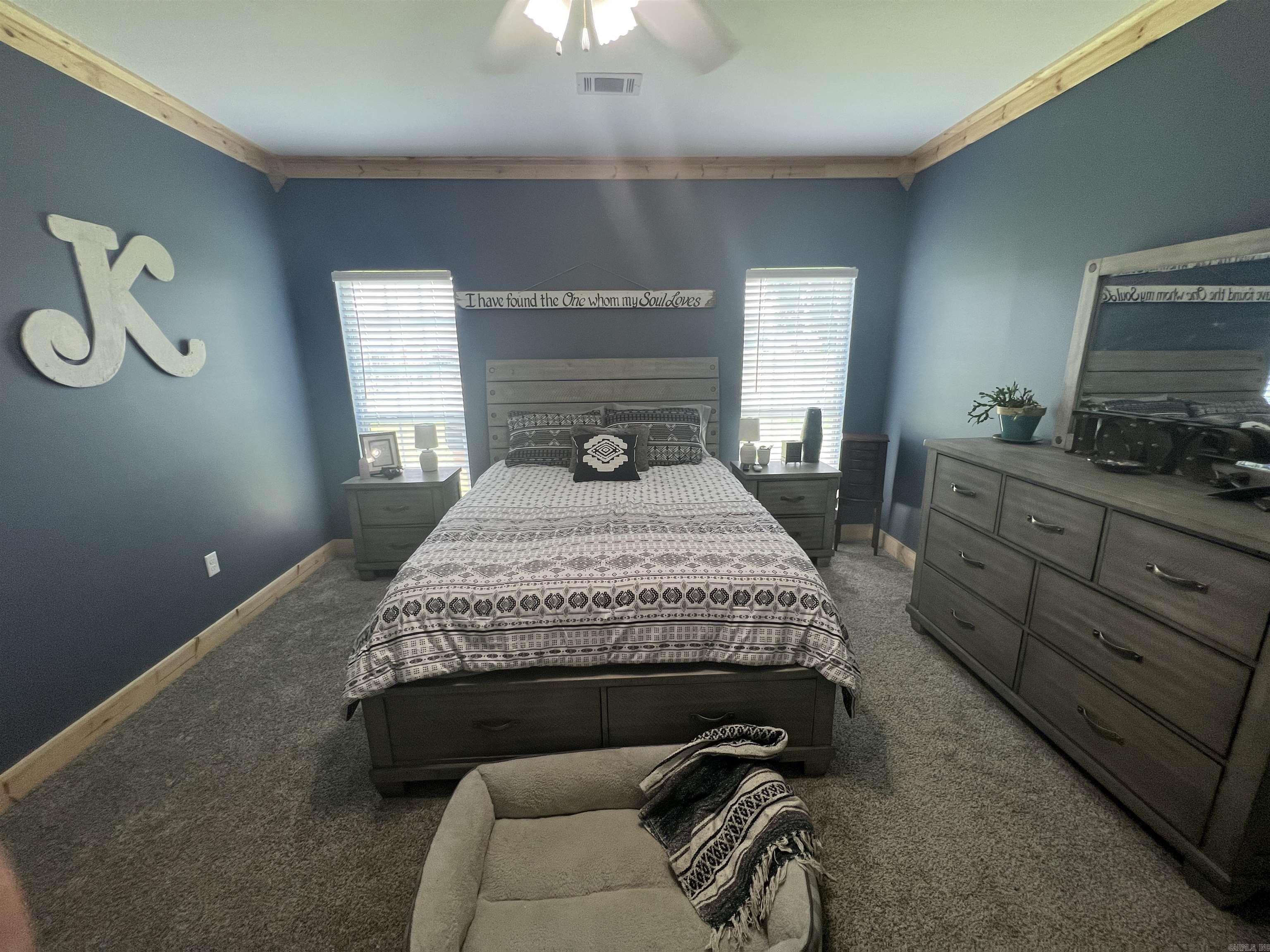 LOST CREEK - Residential