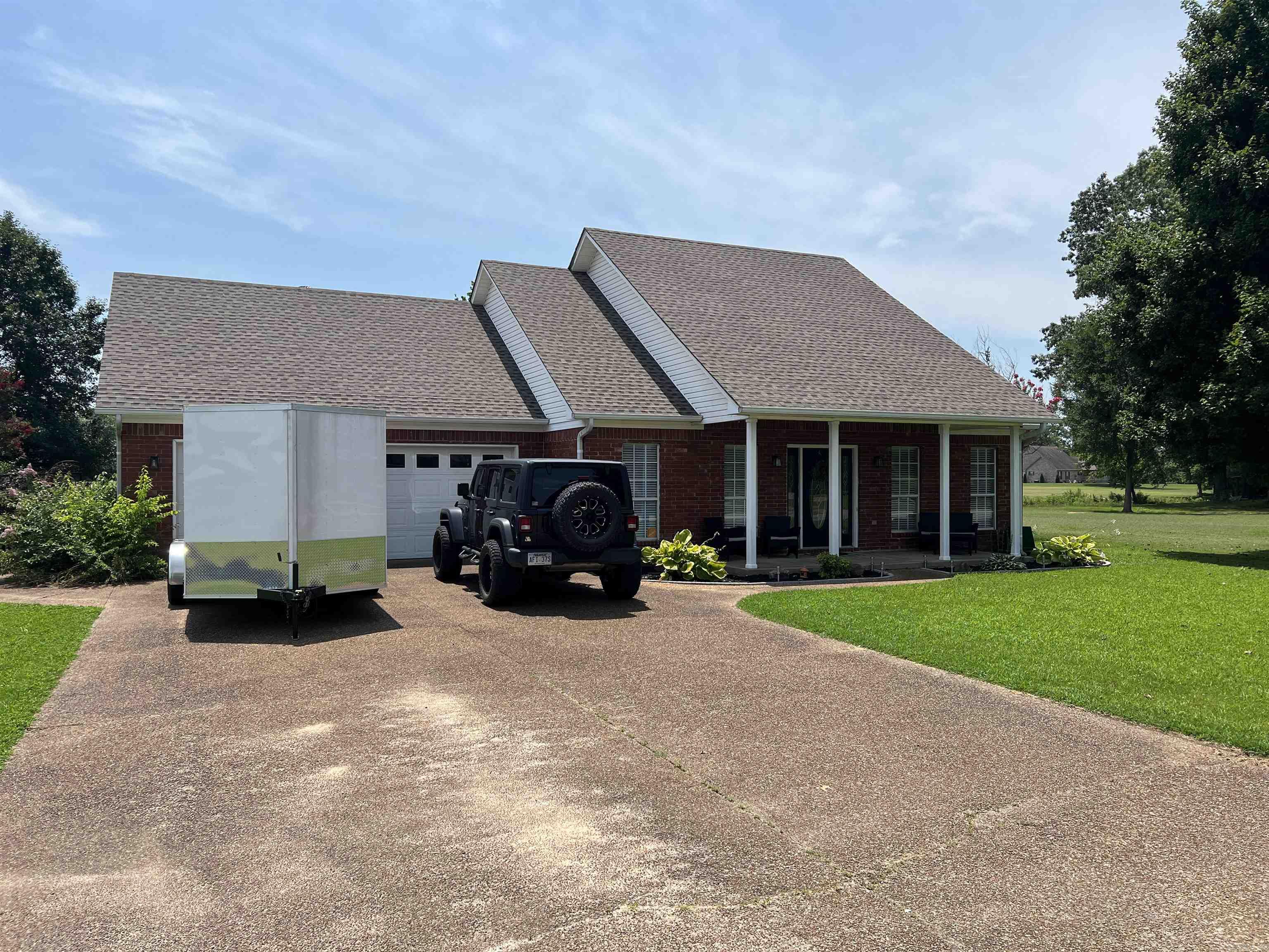 LOST CREEK - Residential