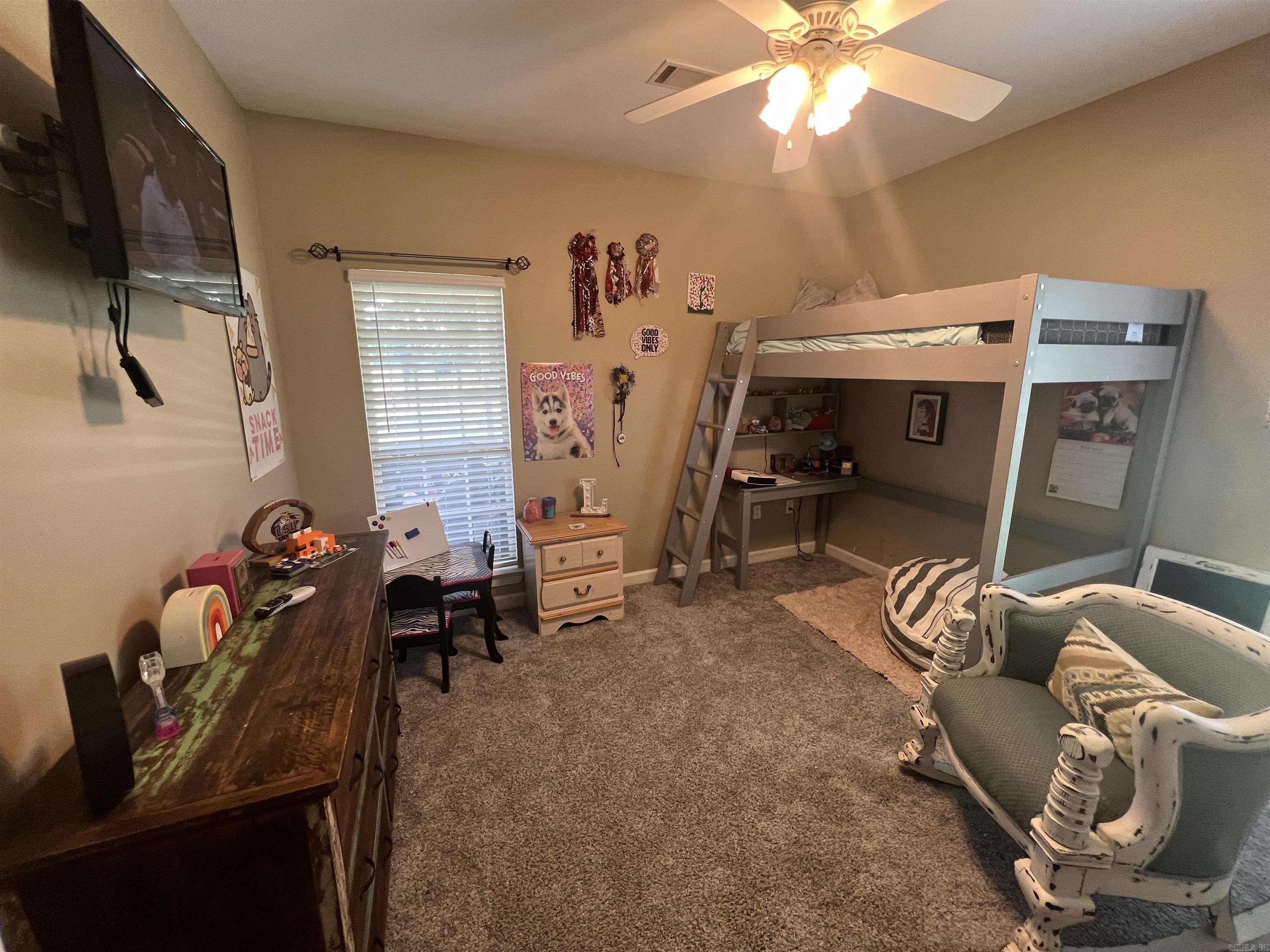 LOST CREEK - Residential