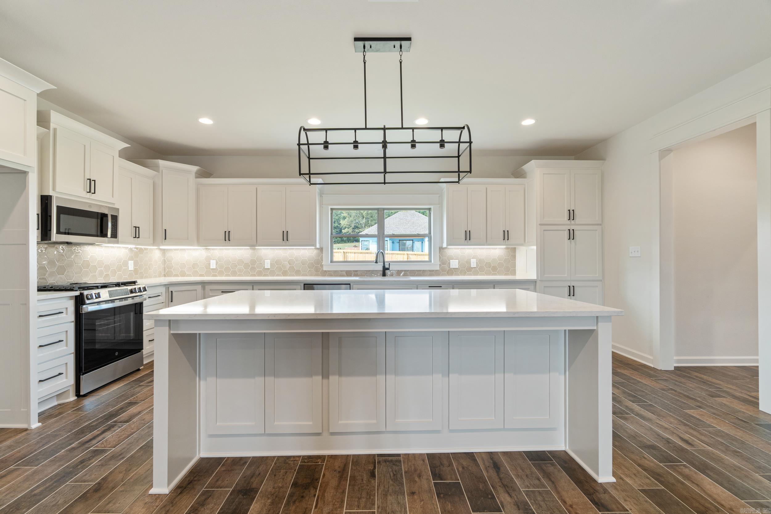RIDGE VIEW - Residential