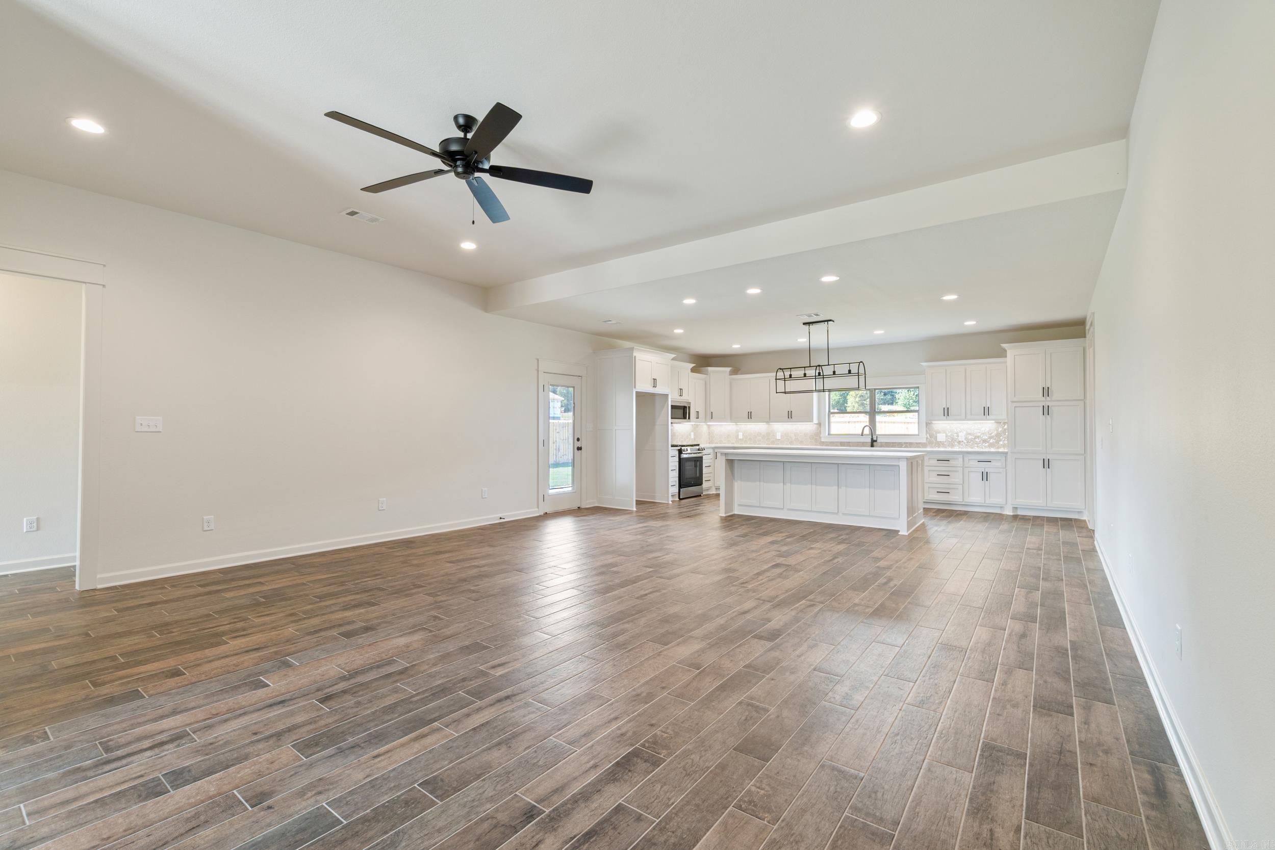 RIDGE VIEW - Residential