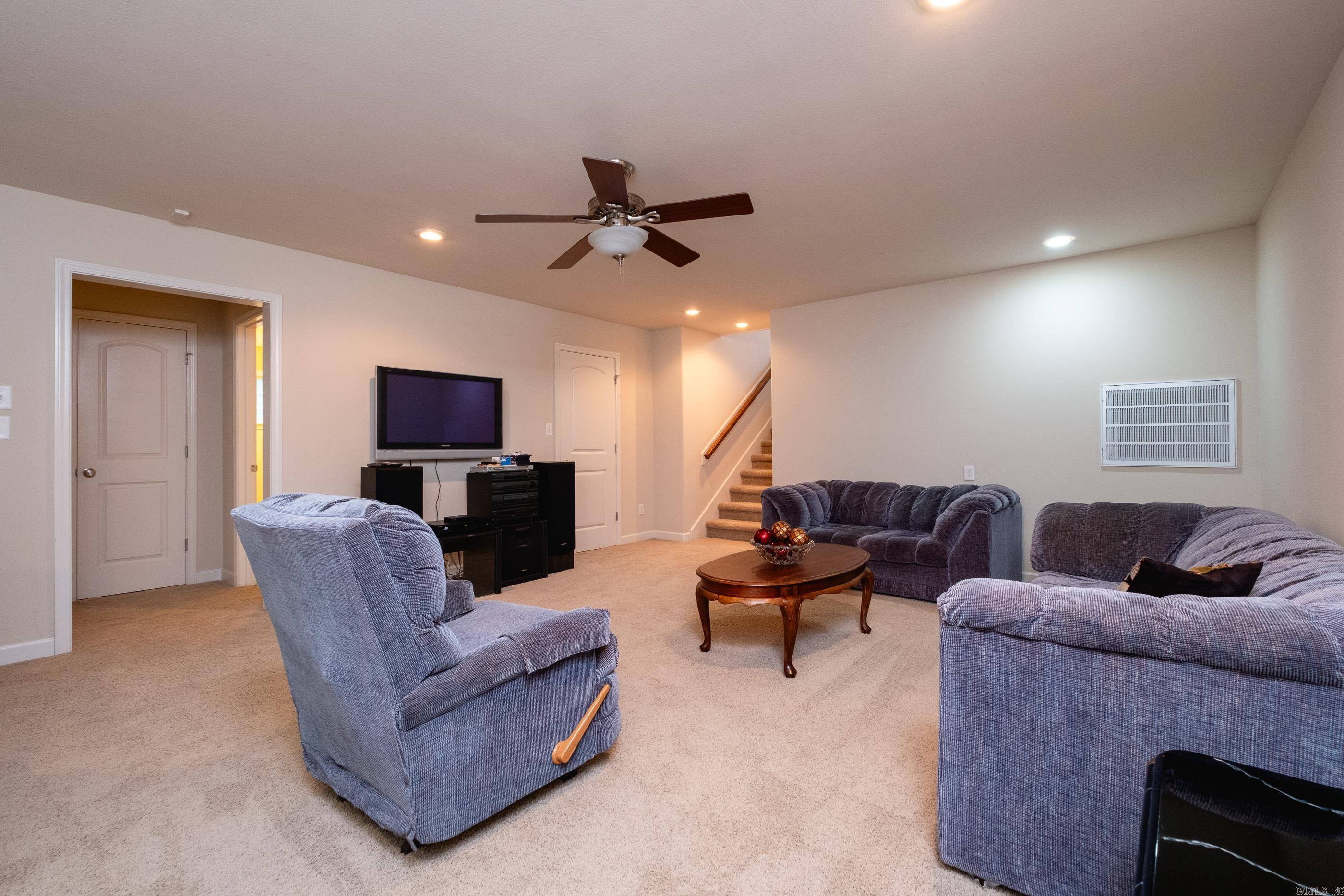 THE VILLAGES OF WELLINGTON - Residential