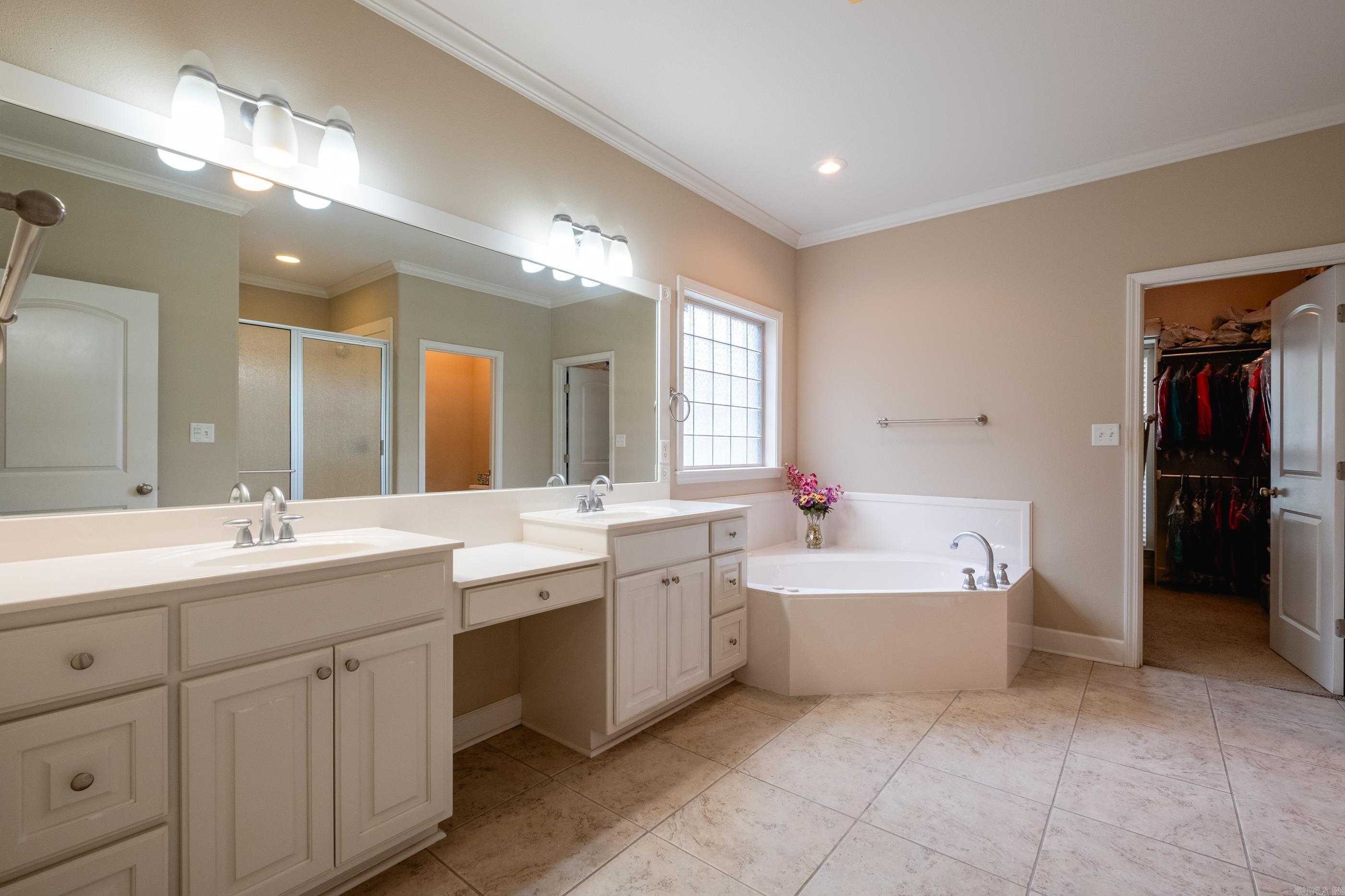 THE VILLAGES OF WELLINGTON - Residential