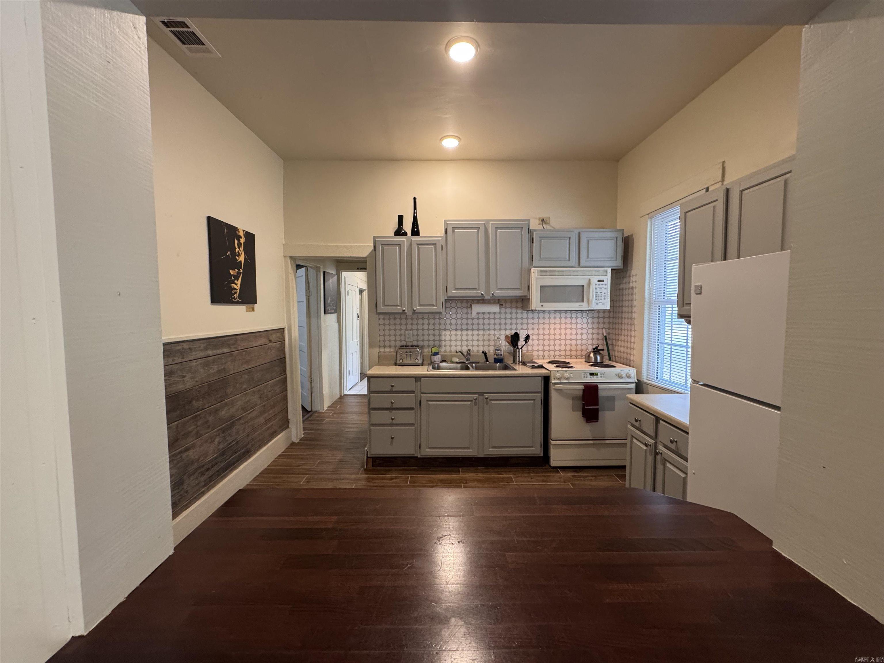 SOUTH HOT SPRINGS ADDITION - Residential