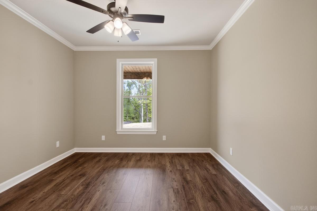 MILLERS GLENN - Residential