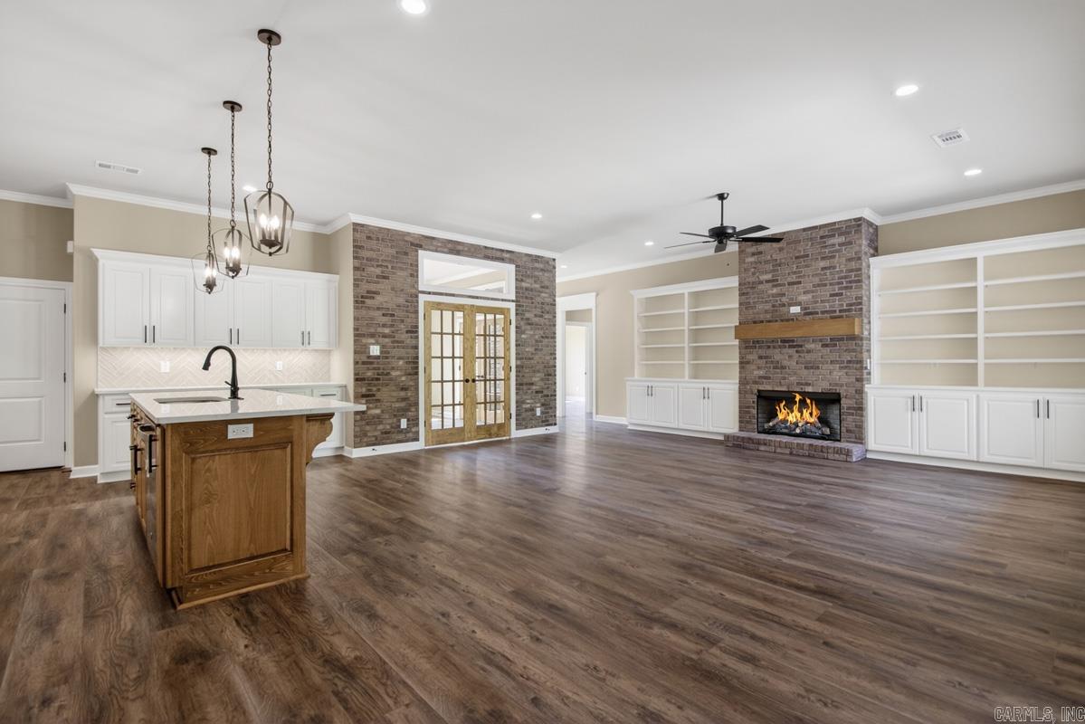 MILLERS GLENN - Residential