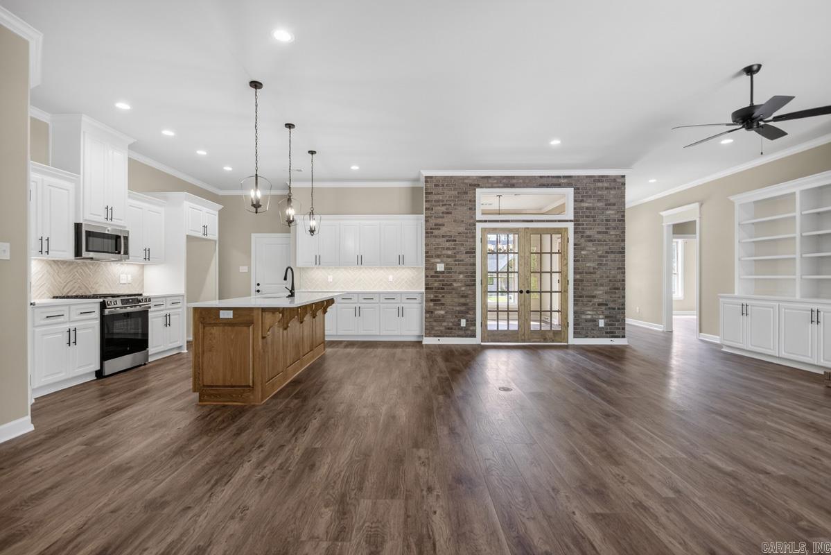 MILLERS GLENN - Residential