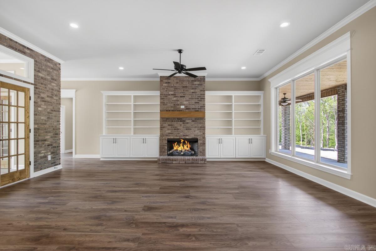 MILLERS GLENN - Residential